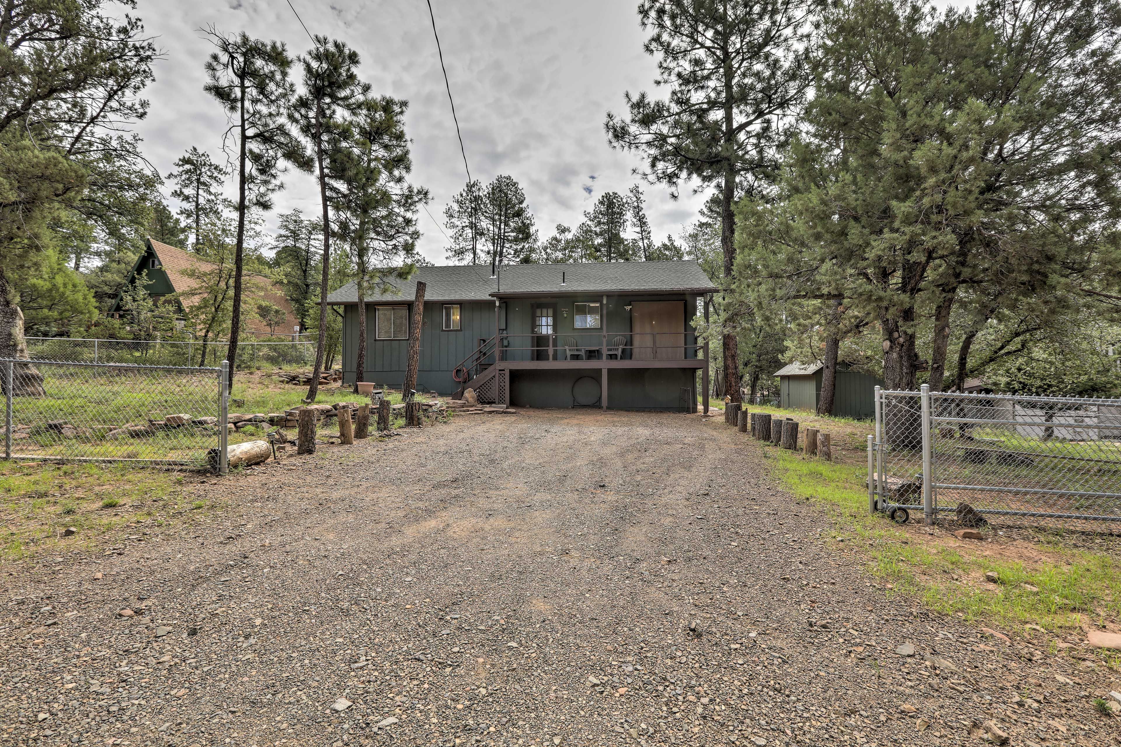 Cabin Exterior | Driveway Parking (4 Vehicles) | No RC/Trailer Parking