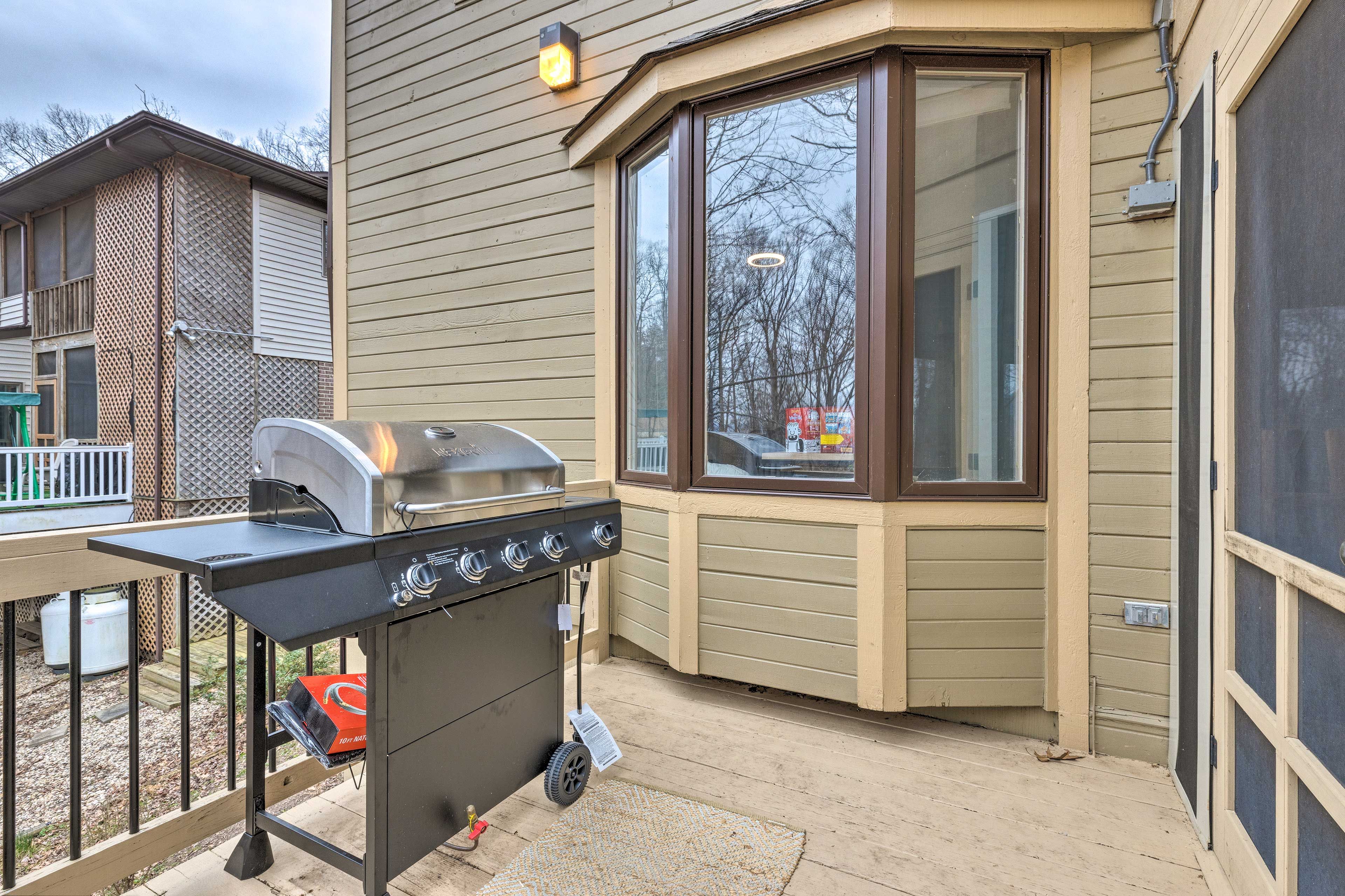 Screened-In Porch