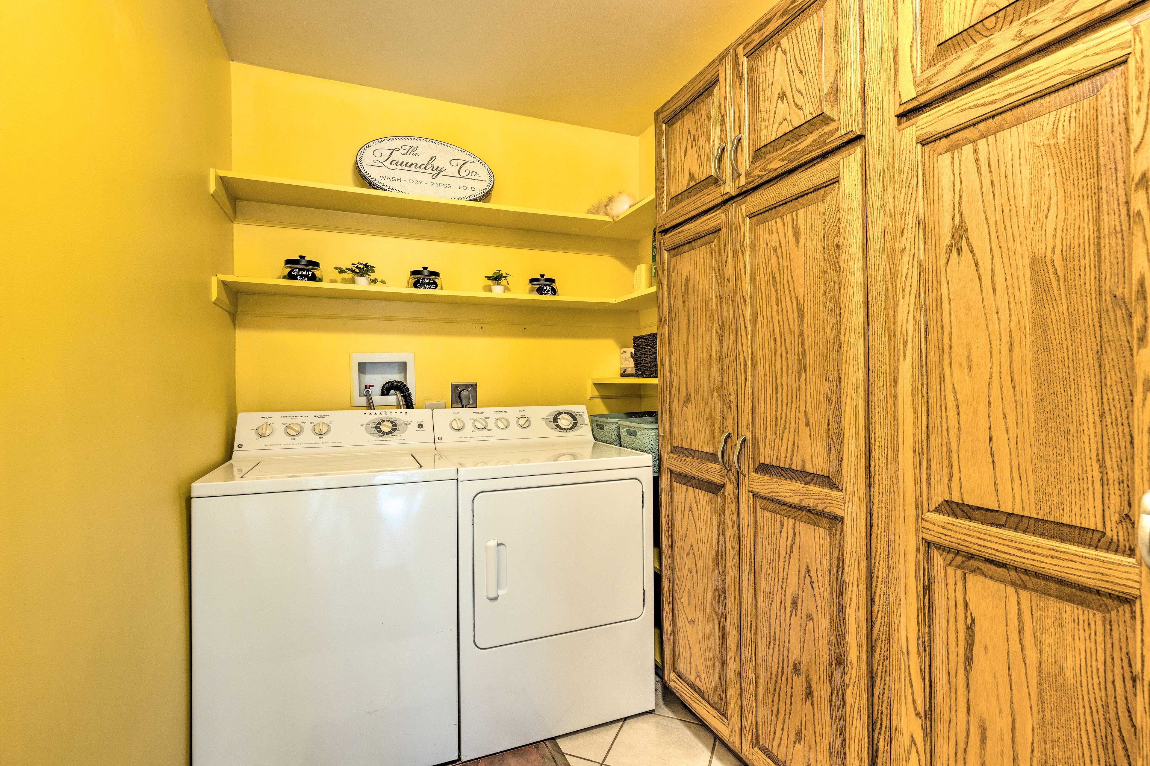 Laundry Machines | Linens / Towels Provided