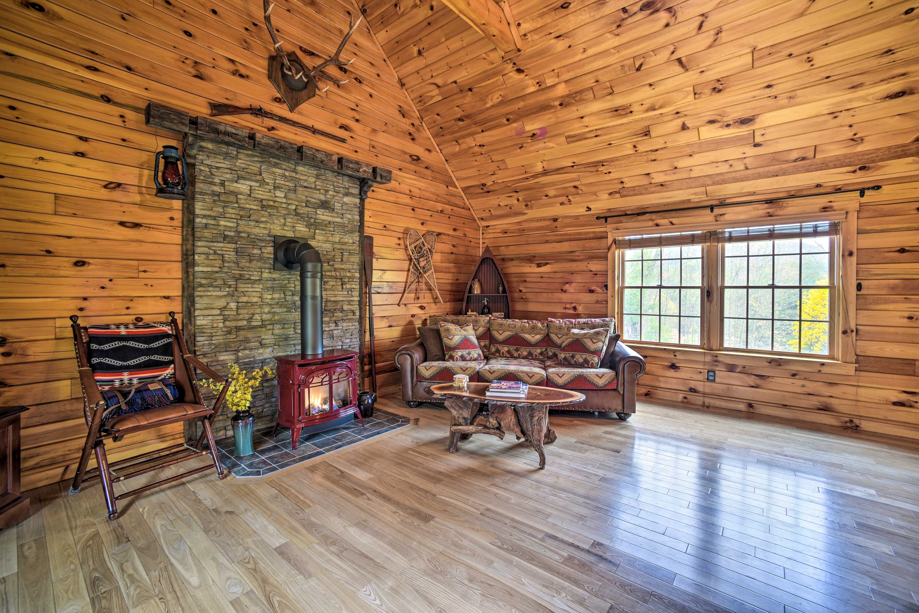 Living Room | 1st Floor | Wood-Burning Fireplace