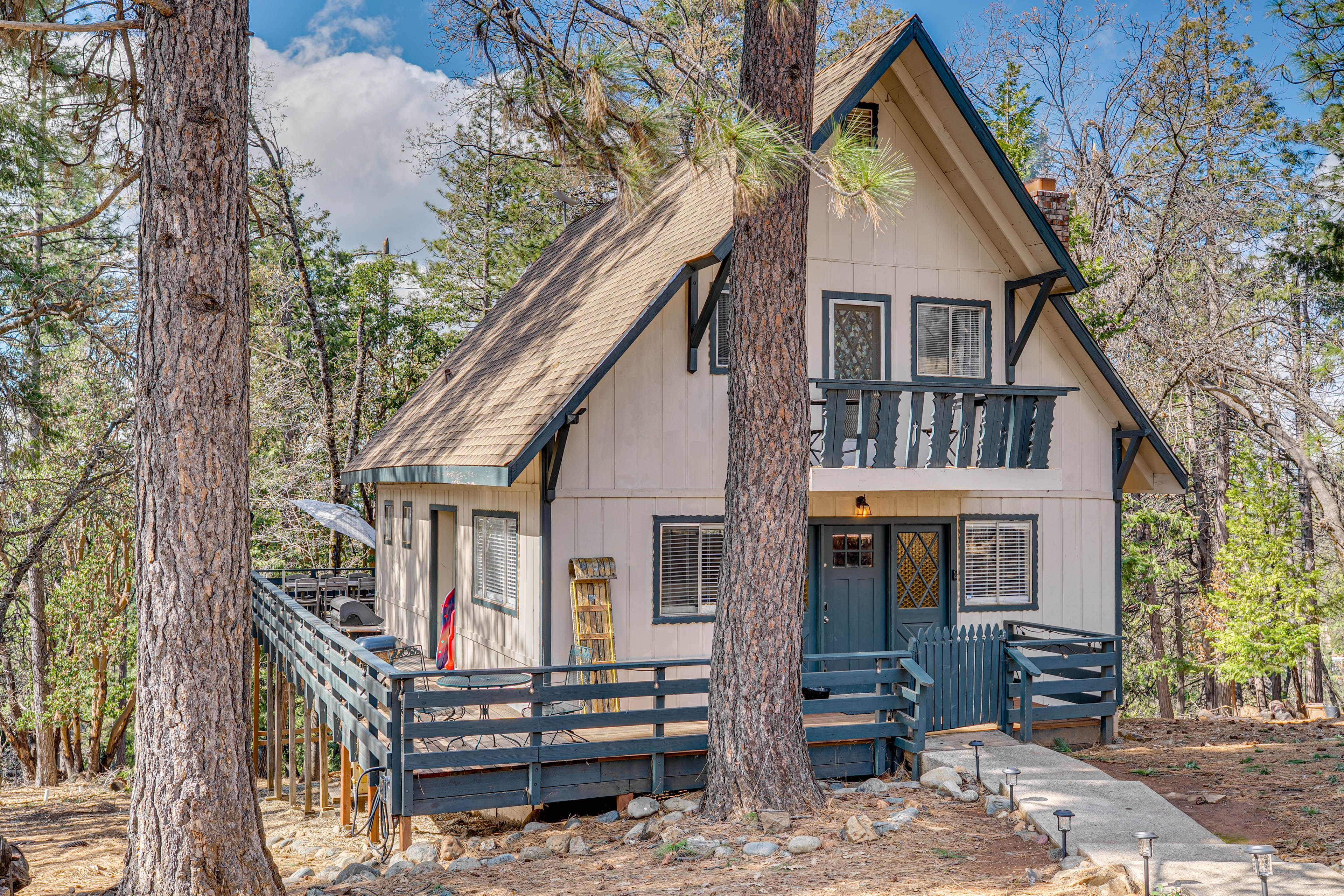 Parking | Driveway (2 Vehicles) | Street Parking (First Come, First Served)