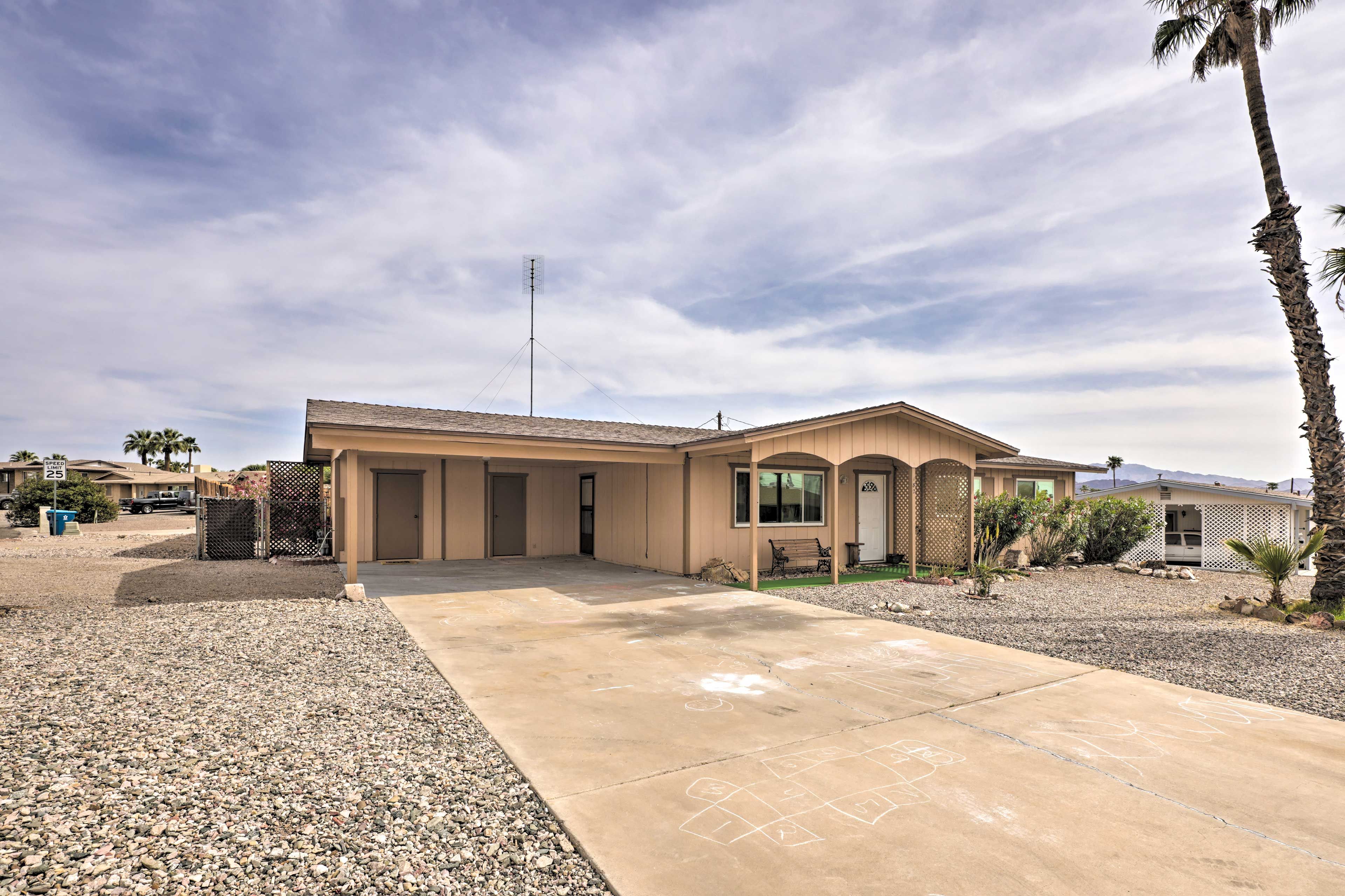 Parking | Driveway (2 Vehicles) | Carport (2 Vehicles)