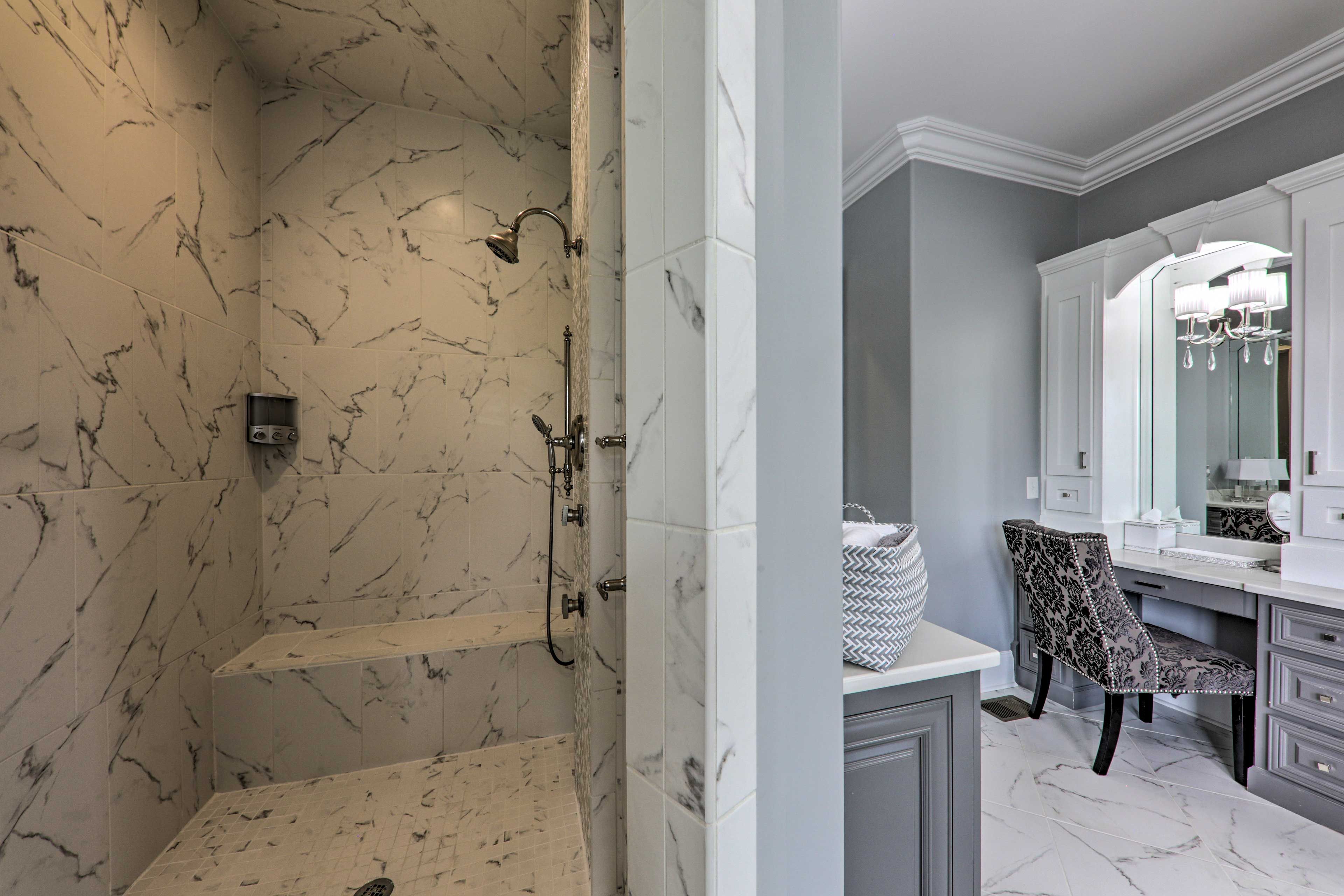 En-Suite Bathroom