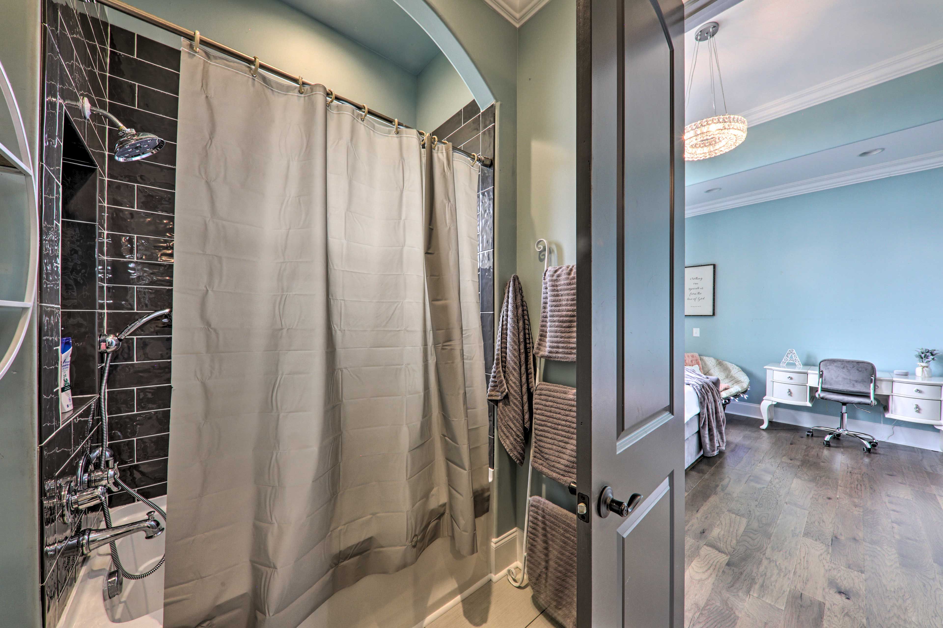 En-Suite Bathroom