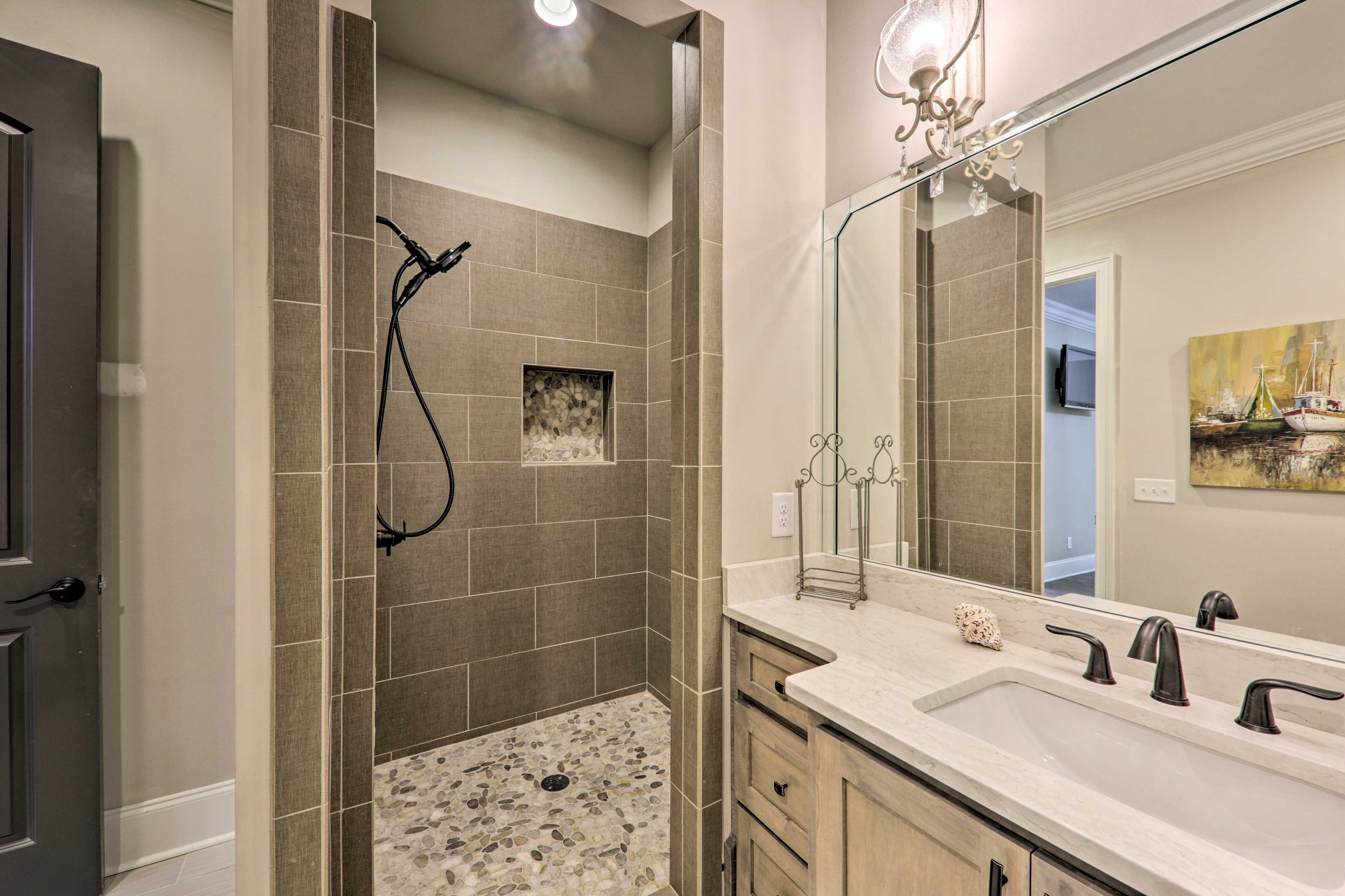 En-Suite Bathroom