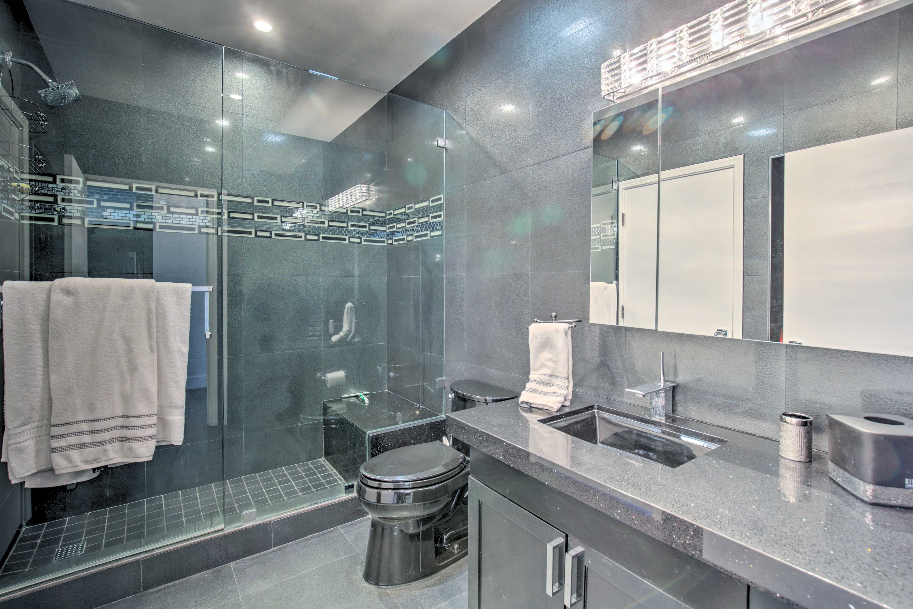 Bathroom | Towels Provided