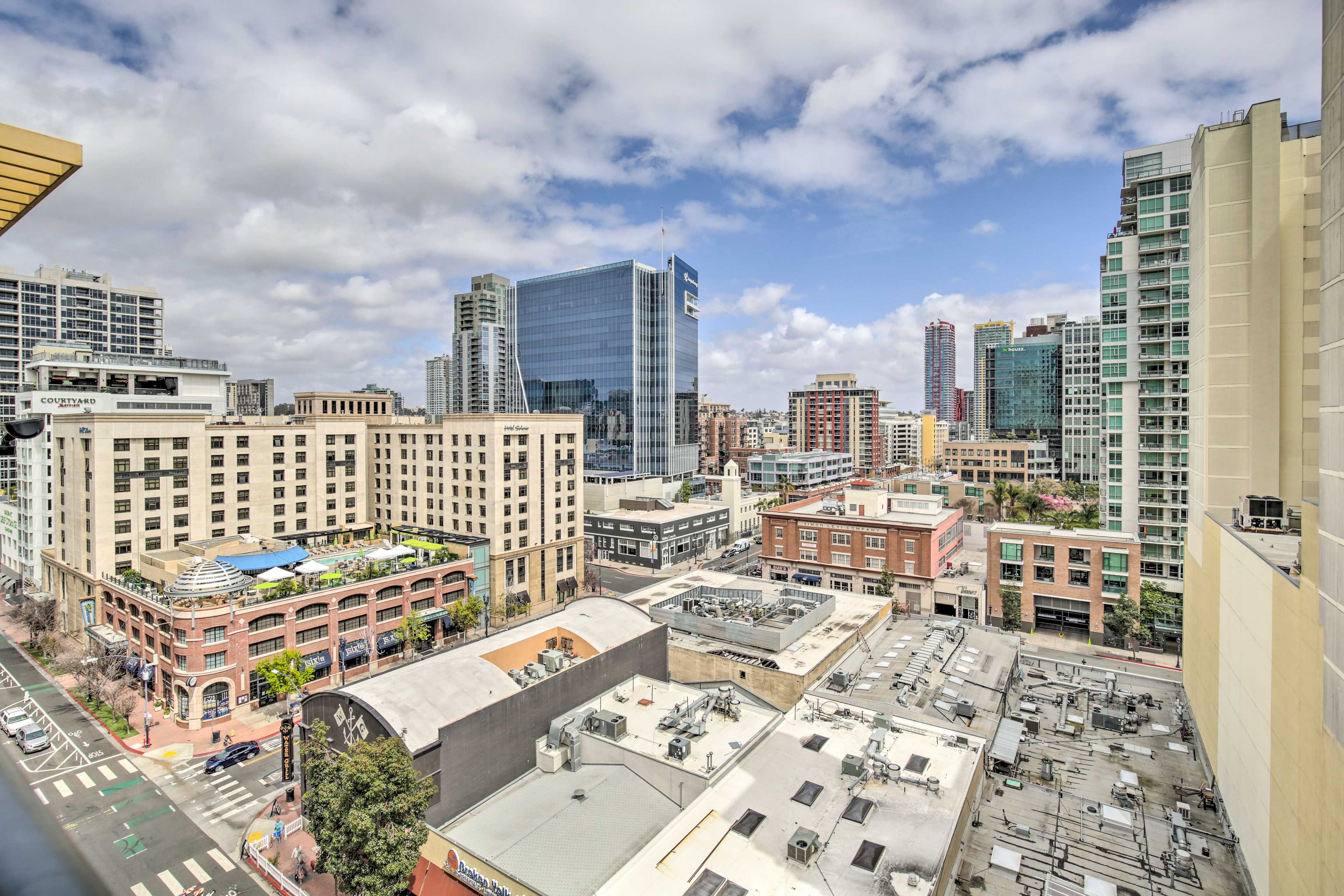 Private Balcony | City View