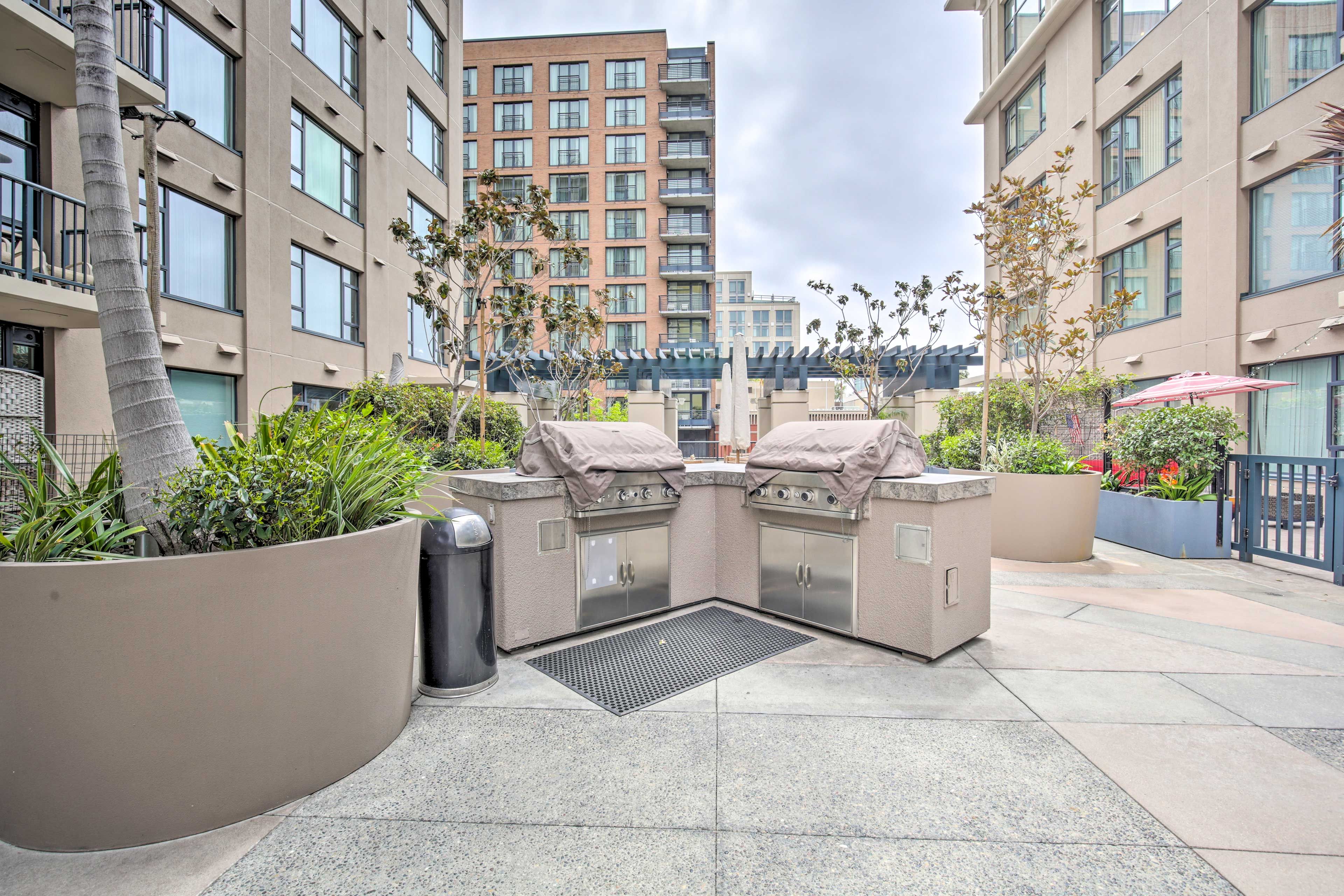 Trellis Condominium Complex | Community Patio Area | Community Grills