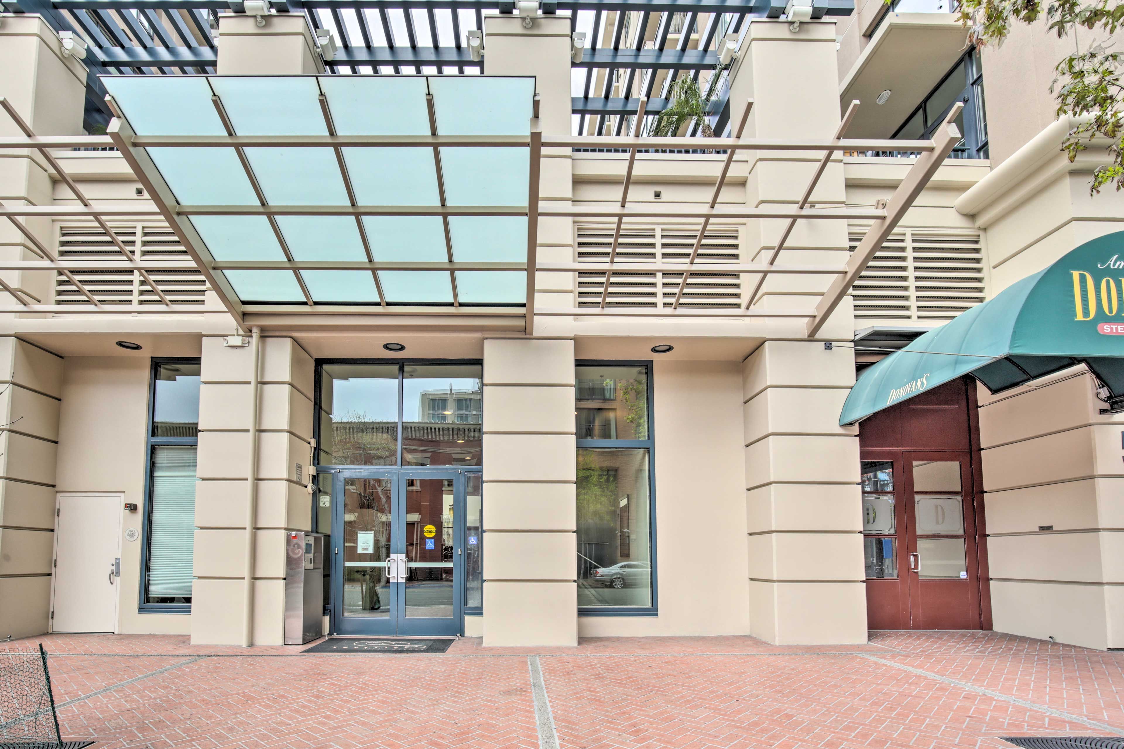 Trellis Condominium Complex | Parking Garage (1 Reserved Vehicle Space)