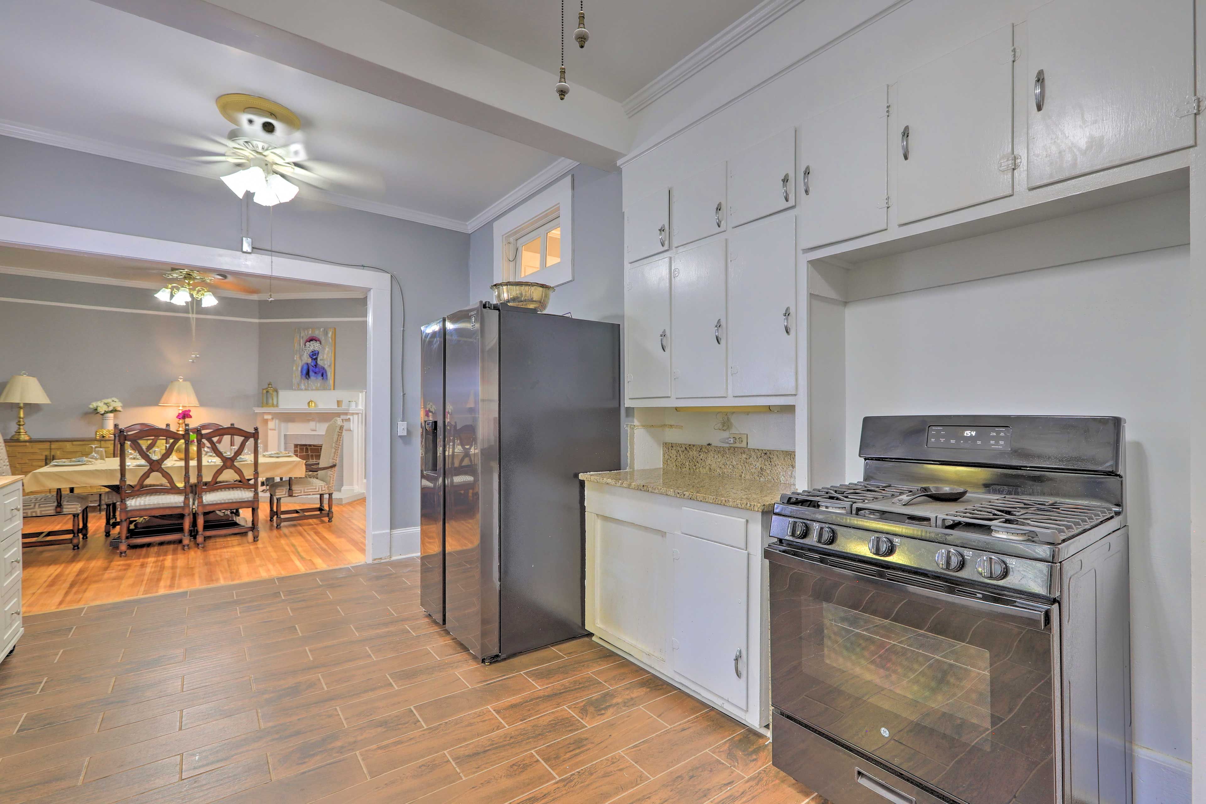 Kitchen | Trash Bags/Paper Towels