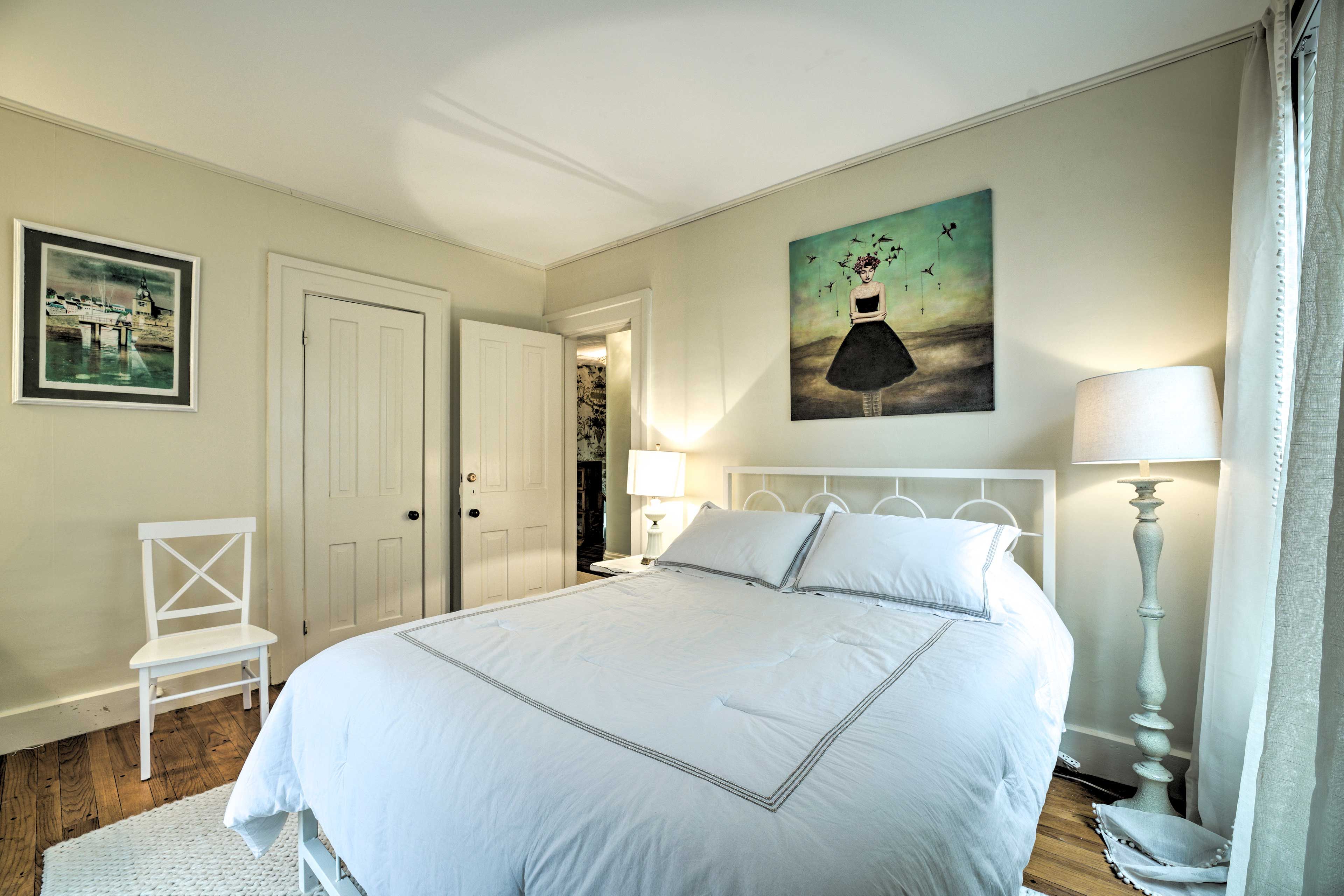 Bedroom 2 | Queen Bed | 2nd Floor | Stairs Required