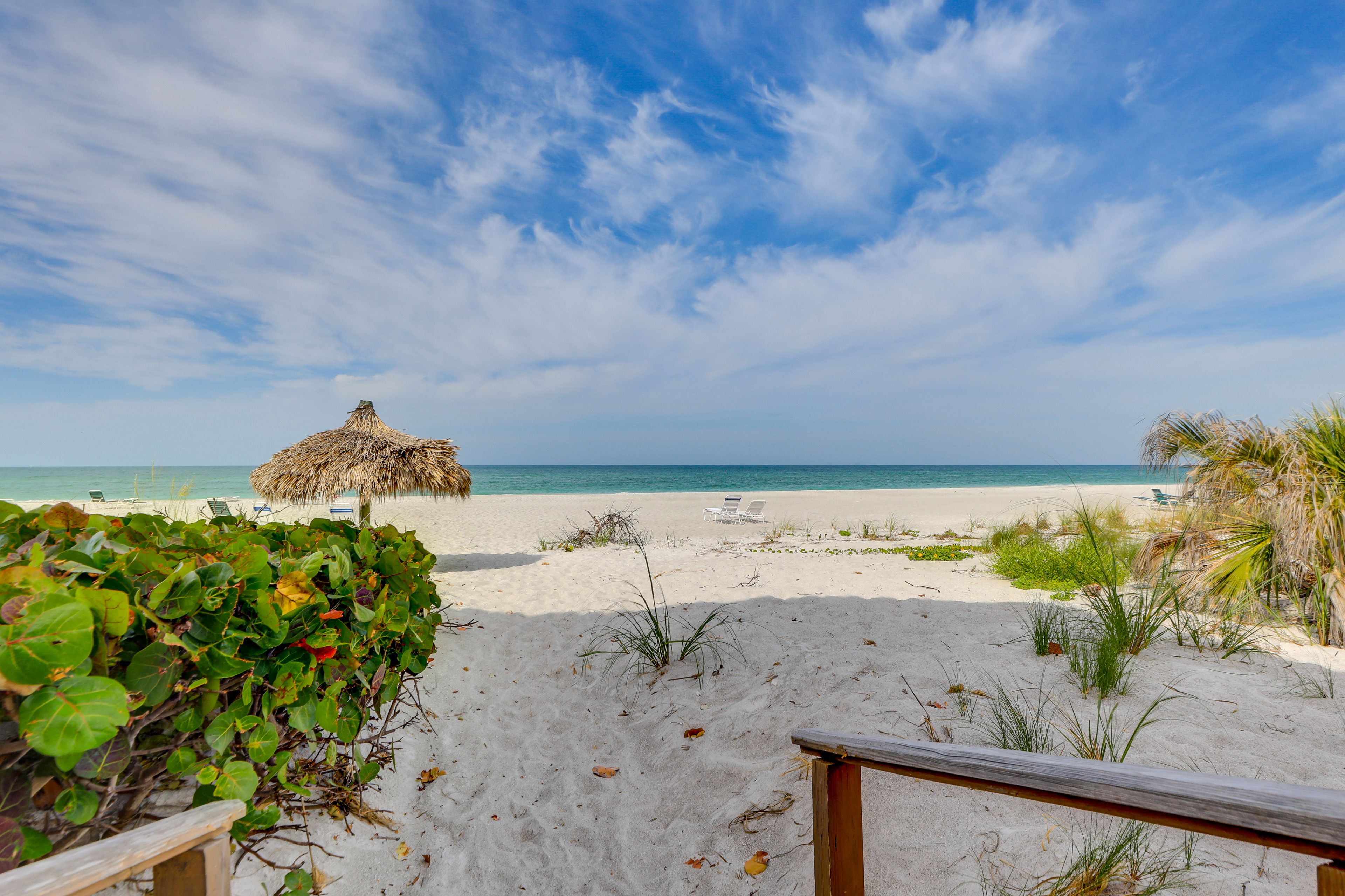 Longboat Key Vacation Rental | 1-Story Condo | 1BR | 1BA | 640 Sq Ft