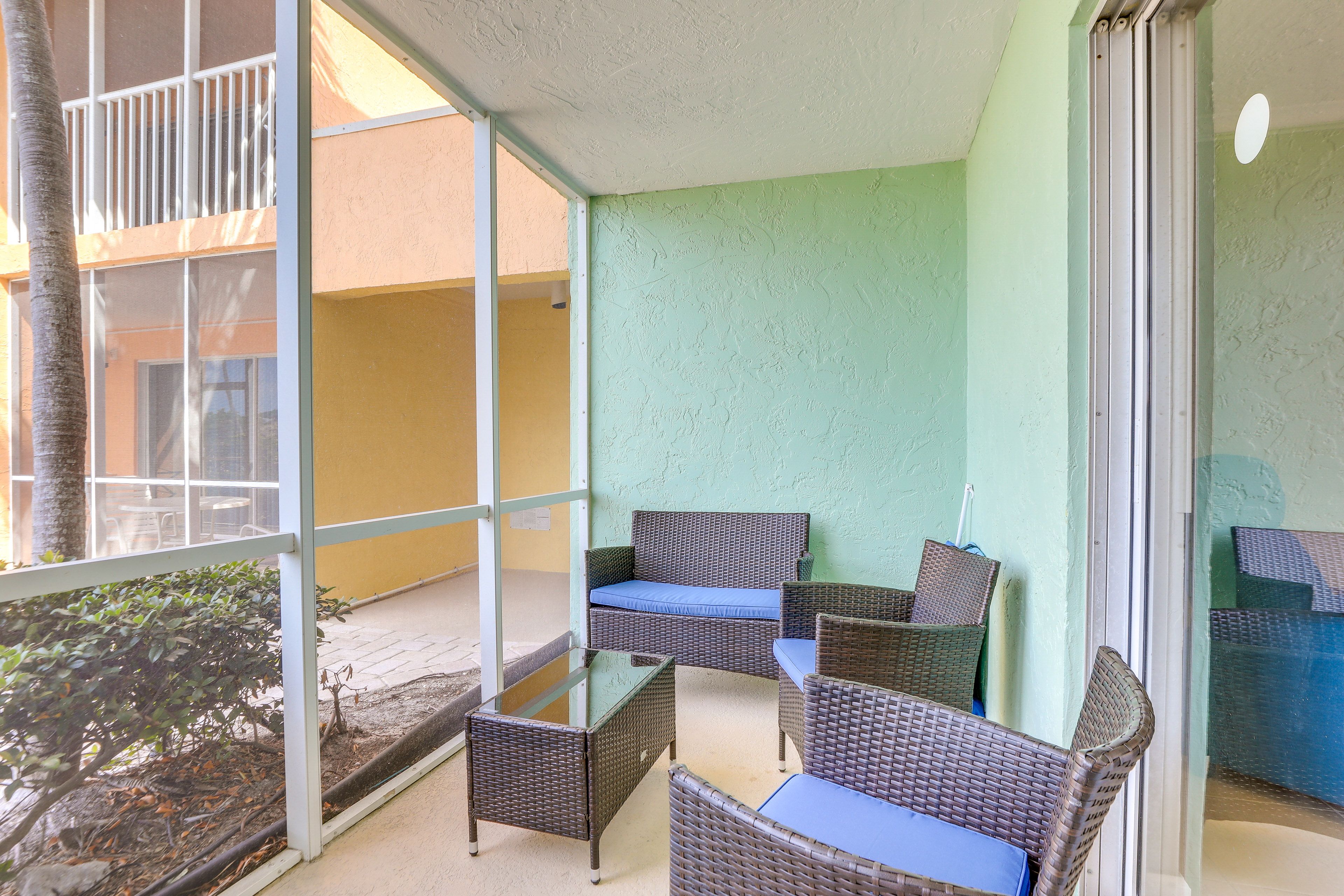 Private Screened-In Porch | Step-Free Access