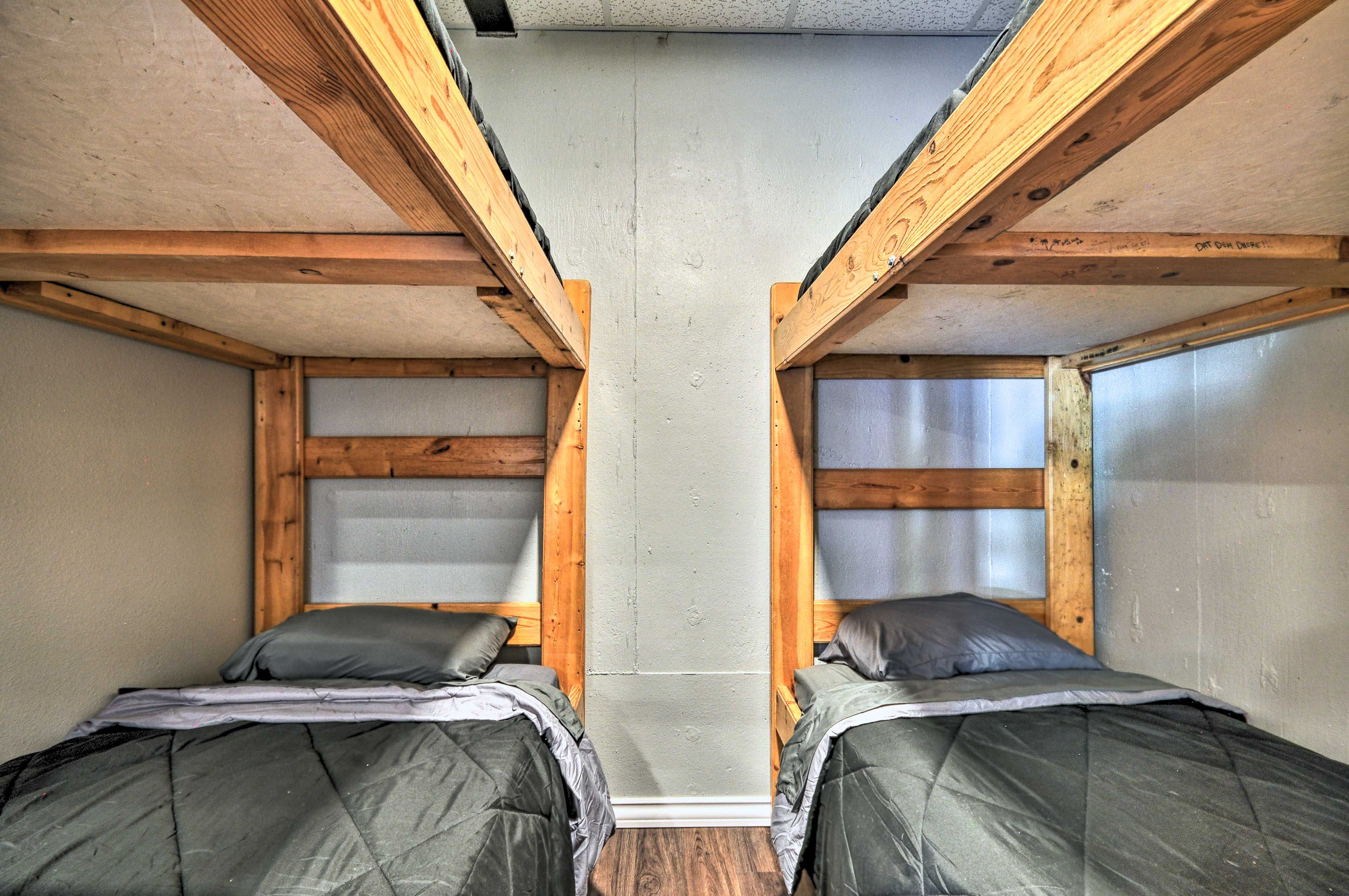 Bedroom 2 | 2 Twin Bunk Beds