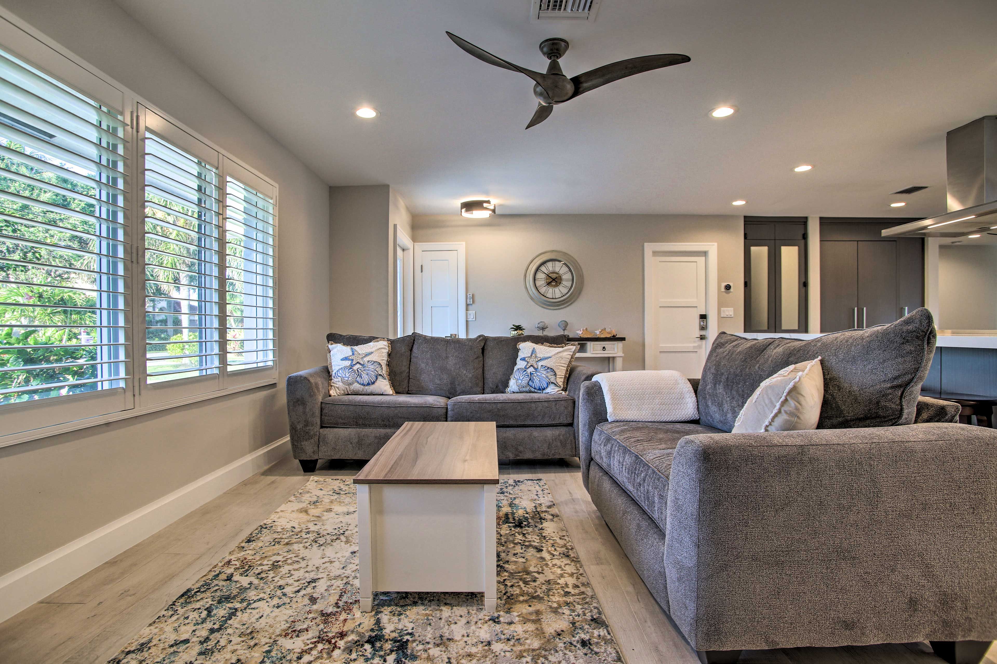 Living Room | Free WiFi