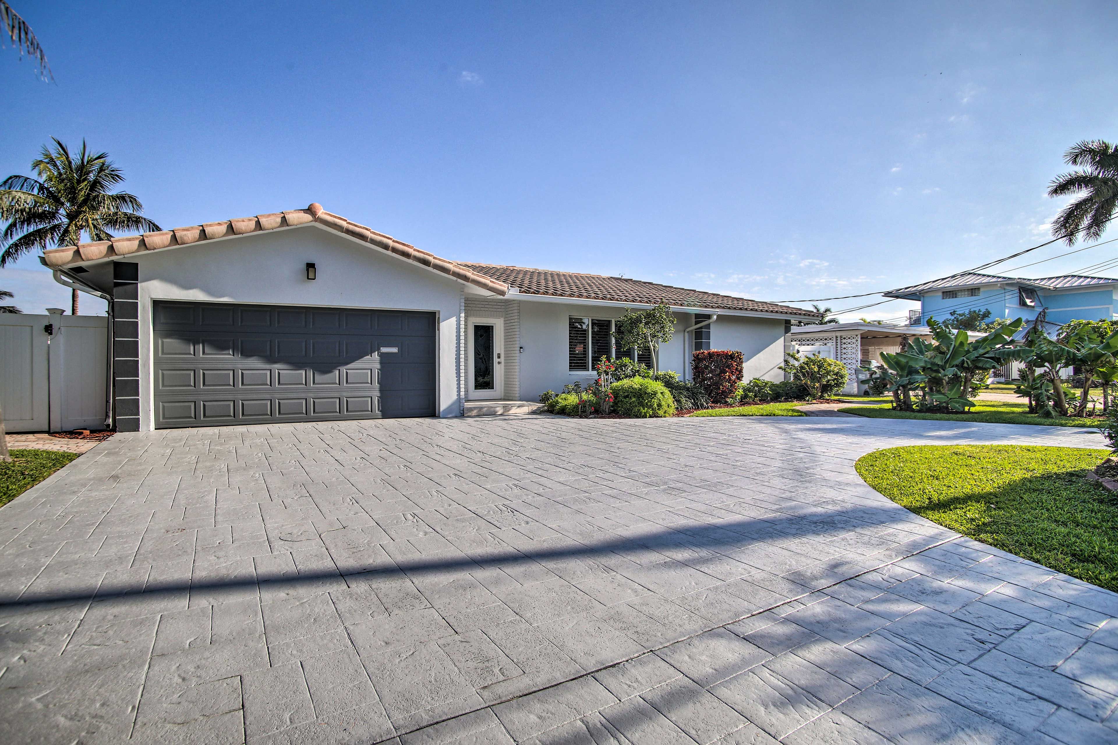 Driveway Parking (3 Vehicles)
