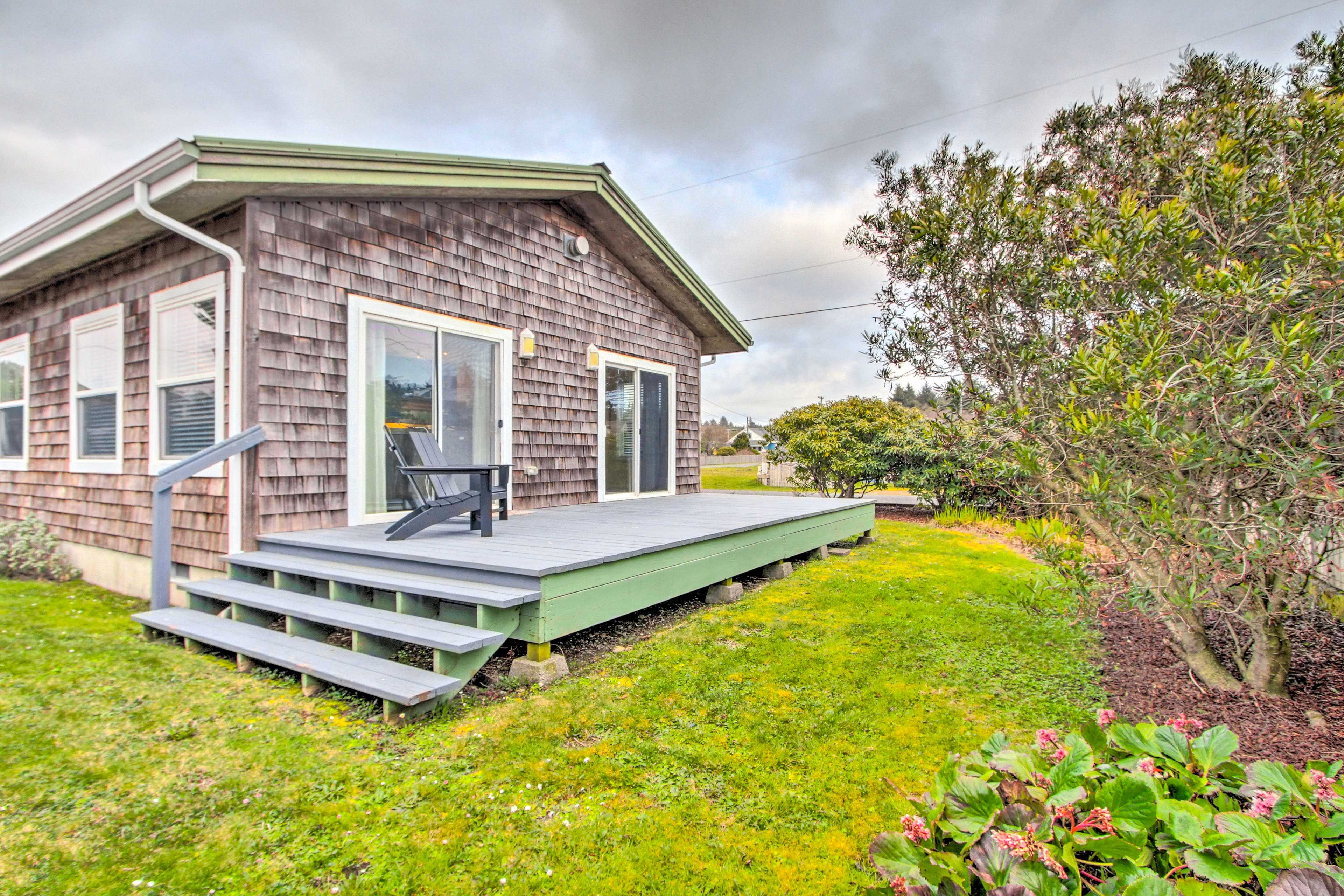 Private Yard | Partially Fenced