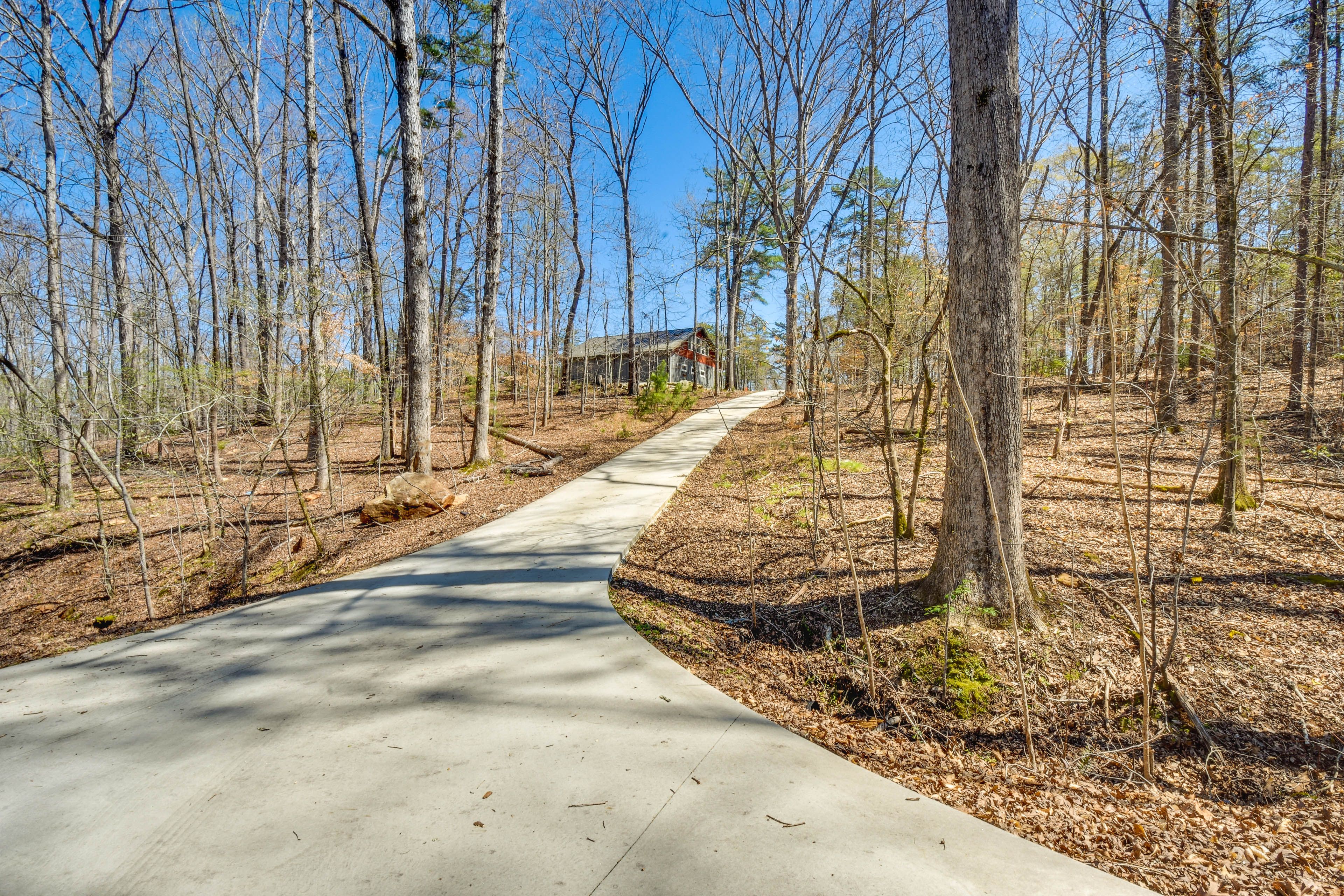 Entrance | Incline Driveway