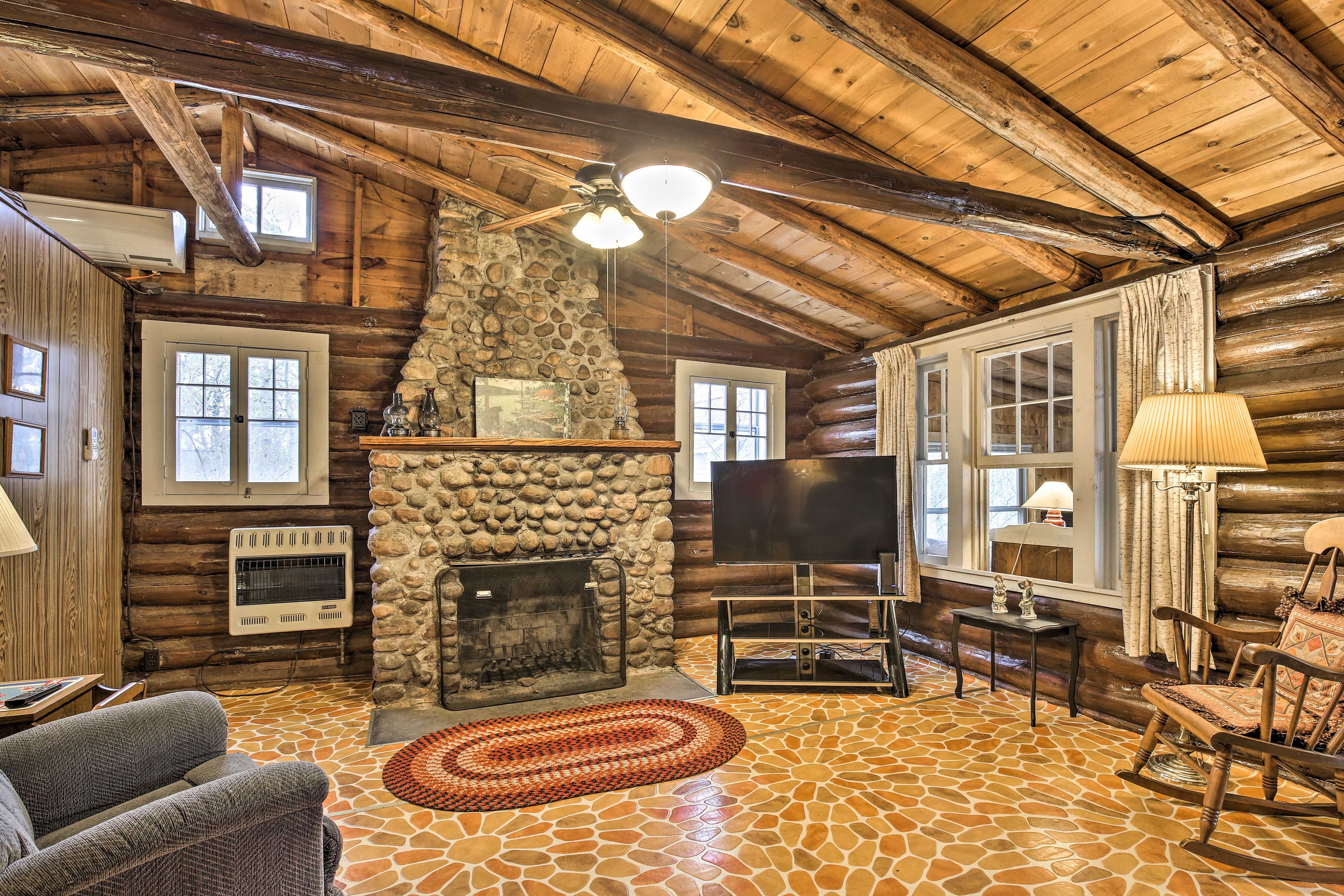 Rice Lake Vacation Rental | Cabin | 3BR | 1BA | Stairs Required | 1,200 Sq Ft