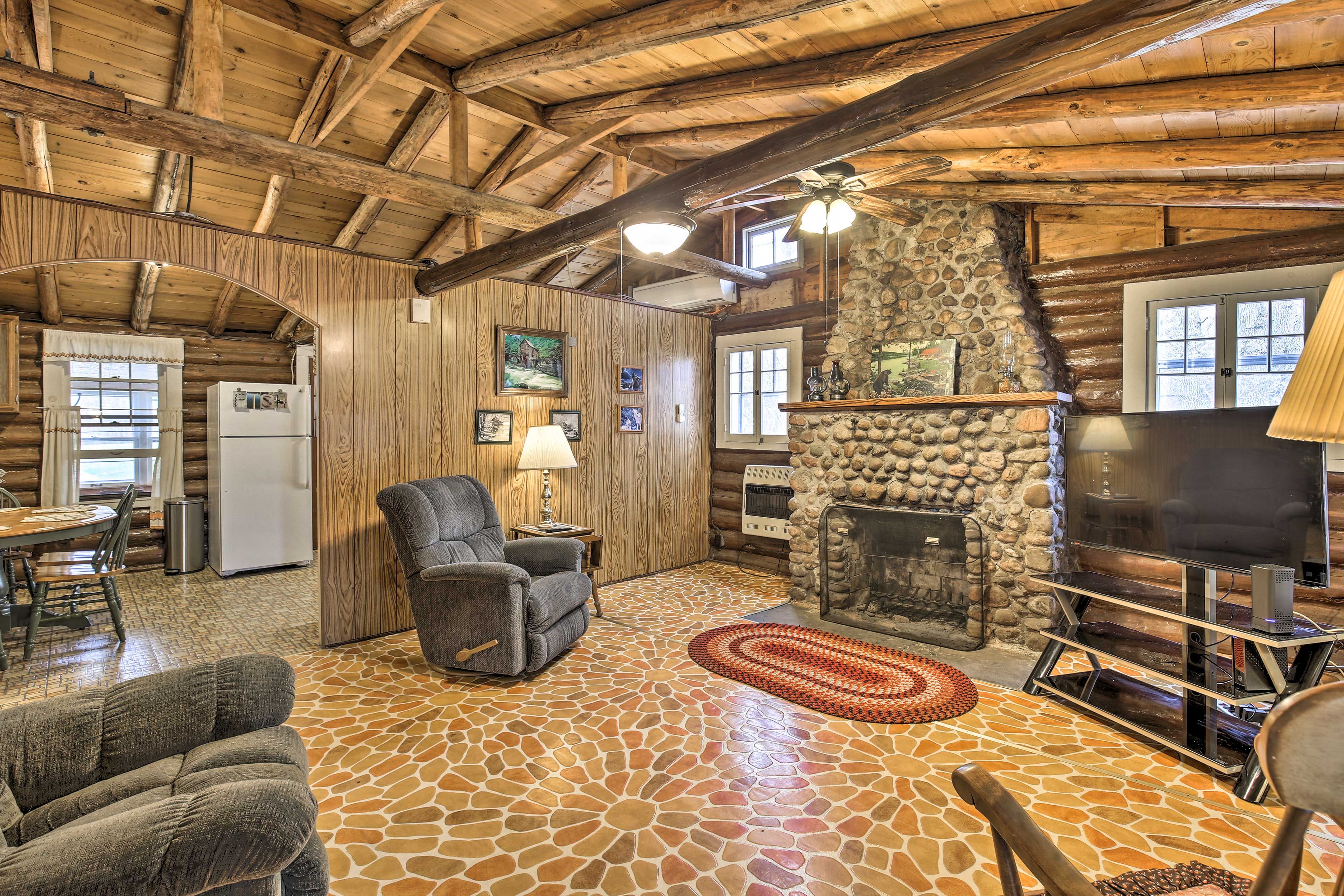 Living Room | Electric Heater | A/C Units