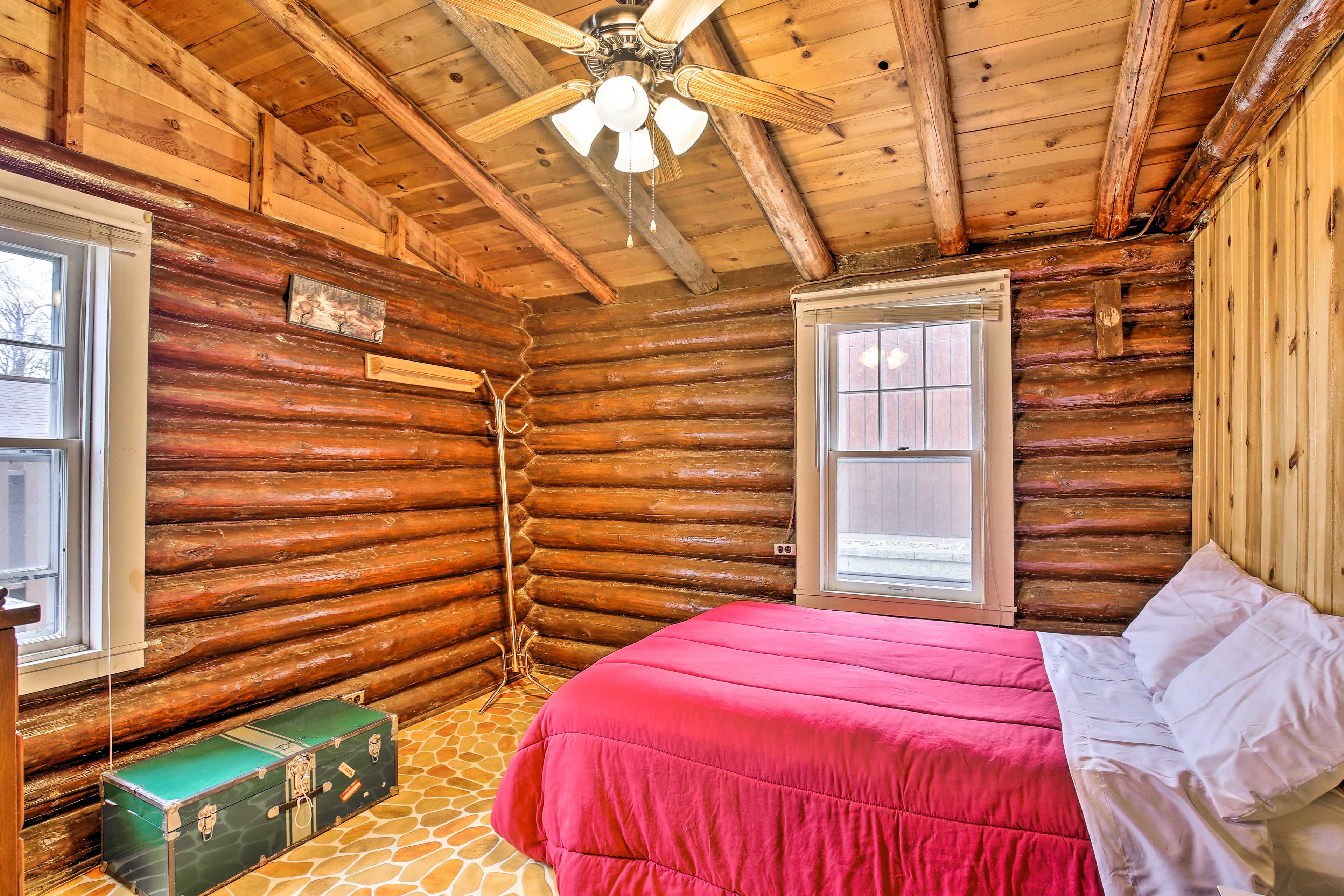 Bedroom 1 | Full Bed