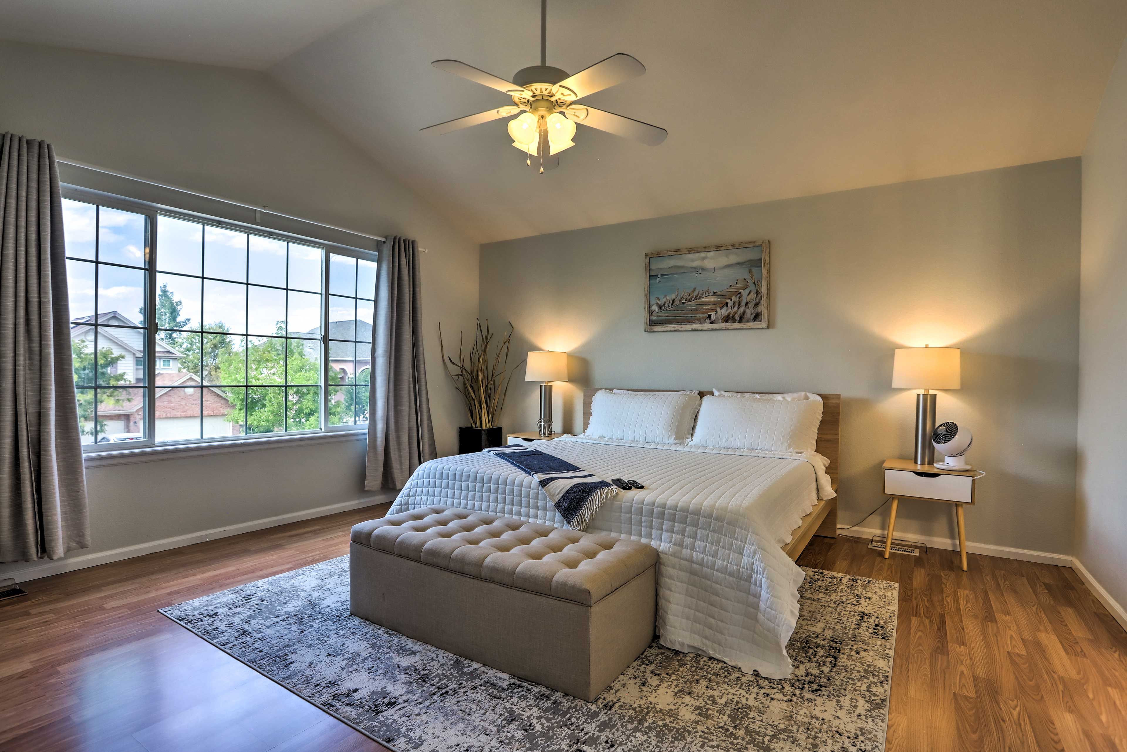 Bedroom 1 | King Bed
