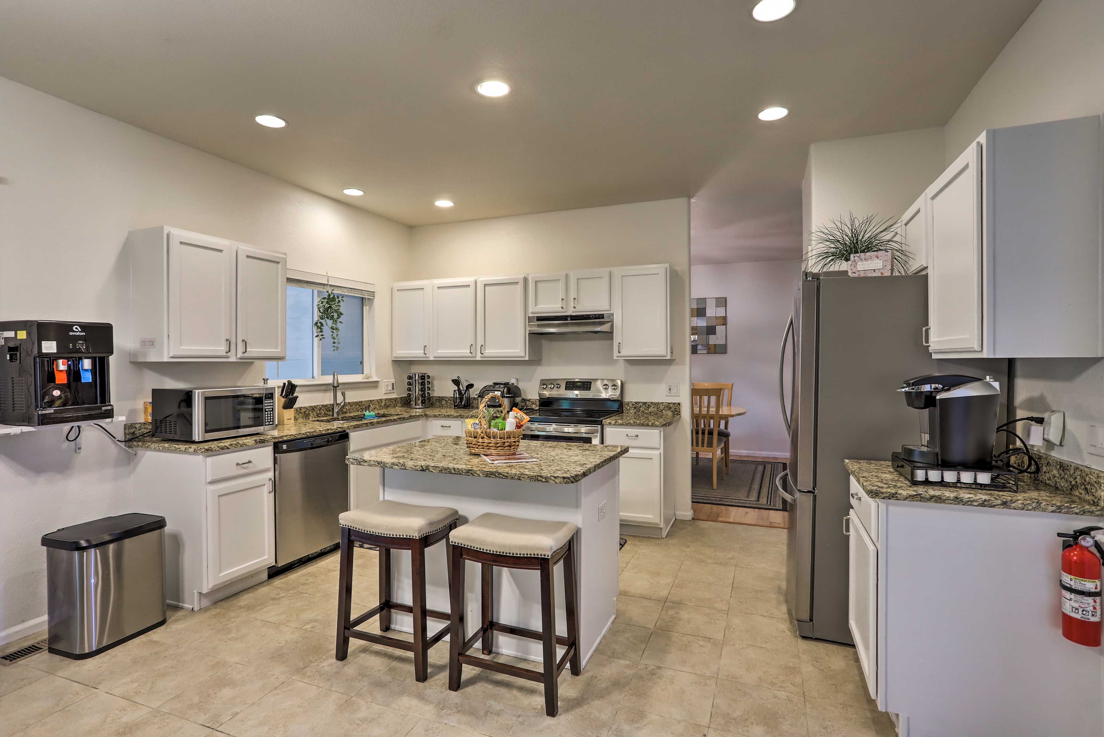 Kitchen | Fully Equipped