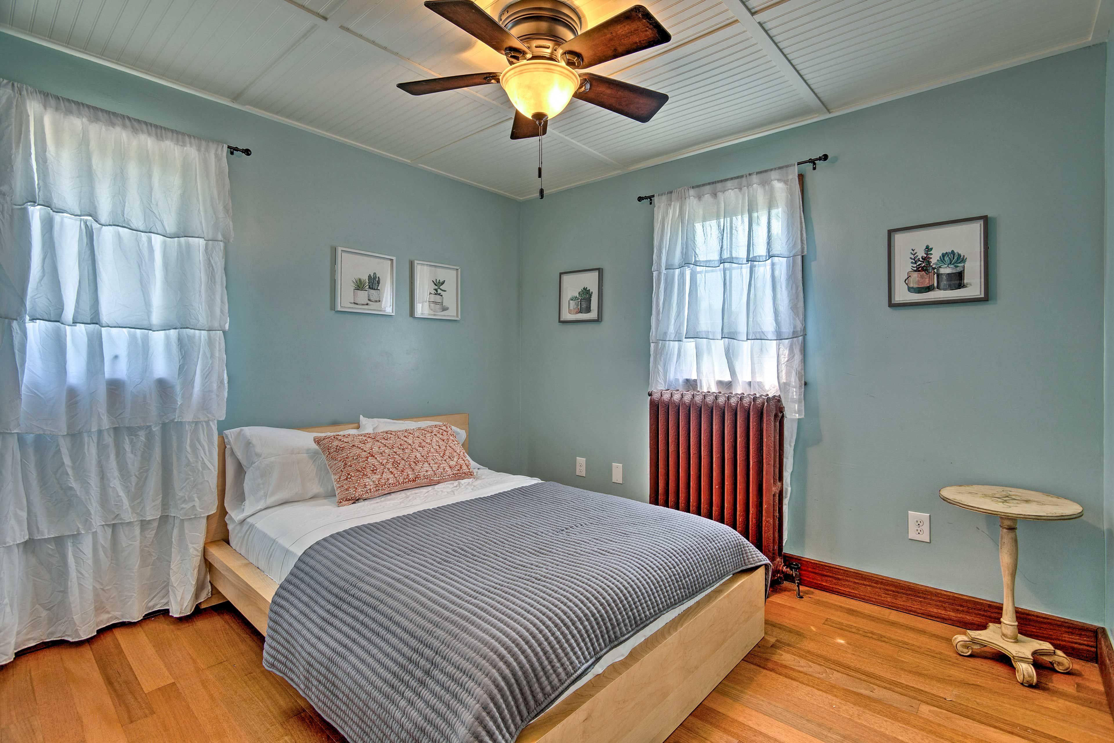 Bedroom 2 | Full Bed