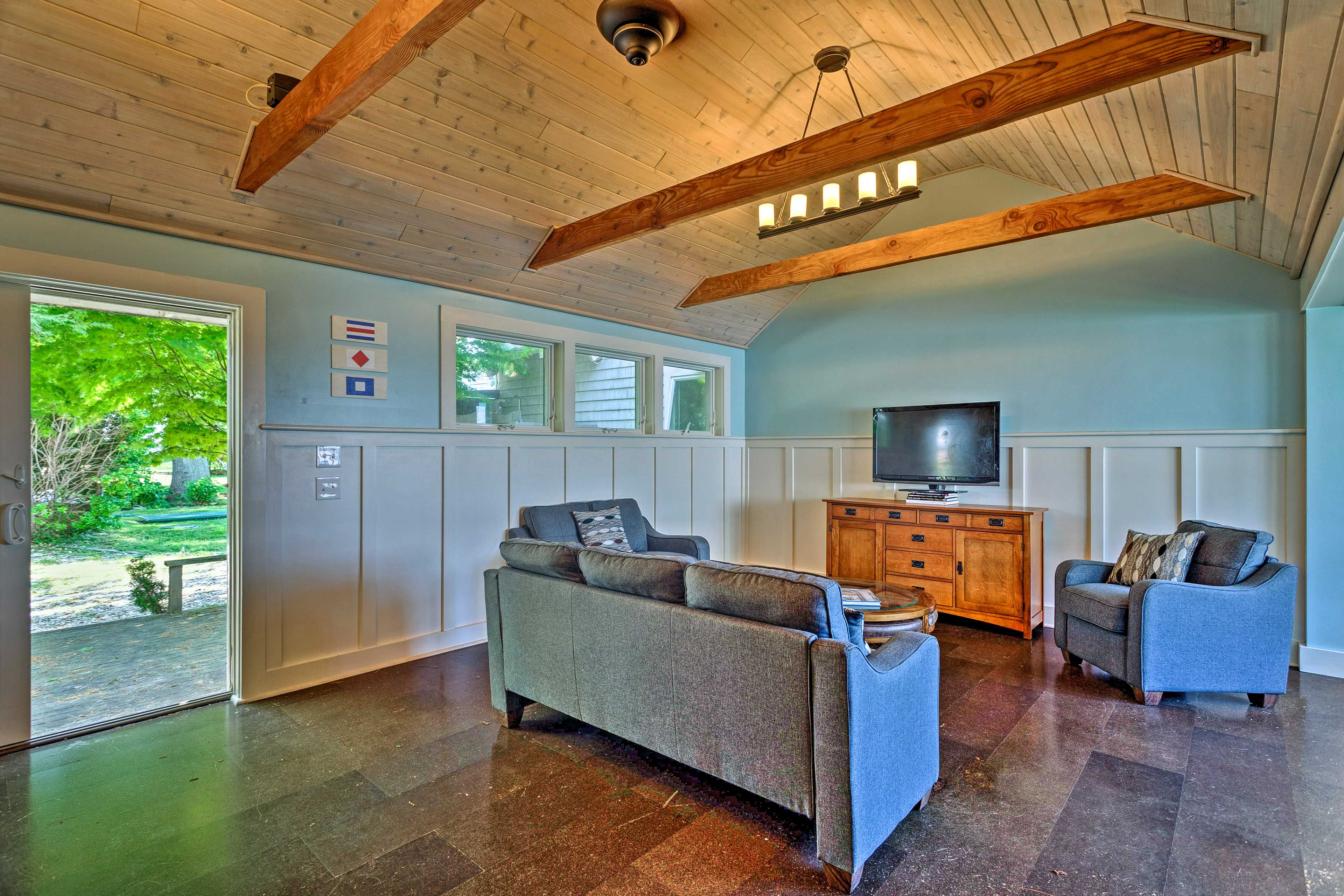 Living Room 1 | Home Entryway | 3 Steps Required