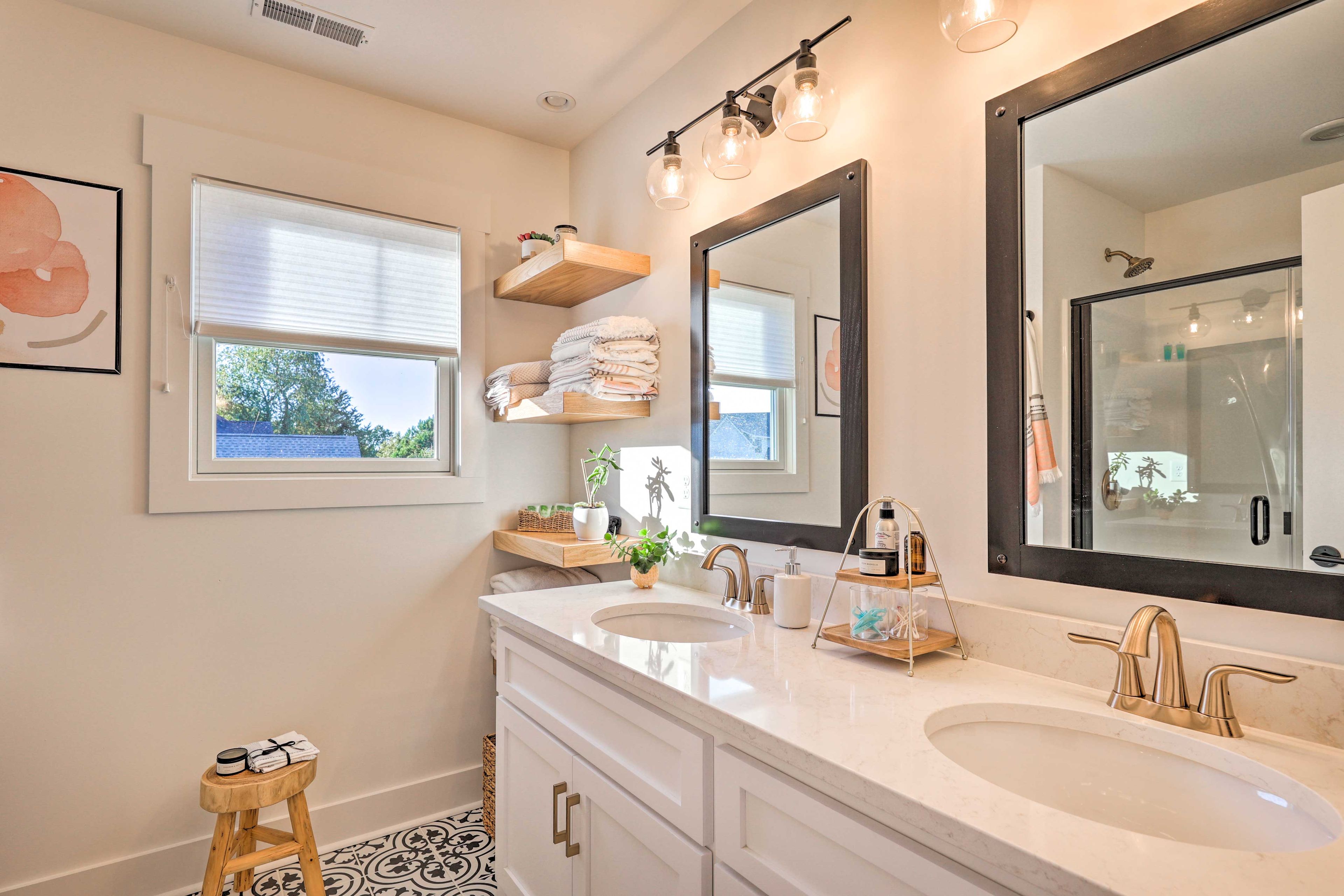En-Suite Bathroom