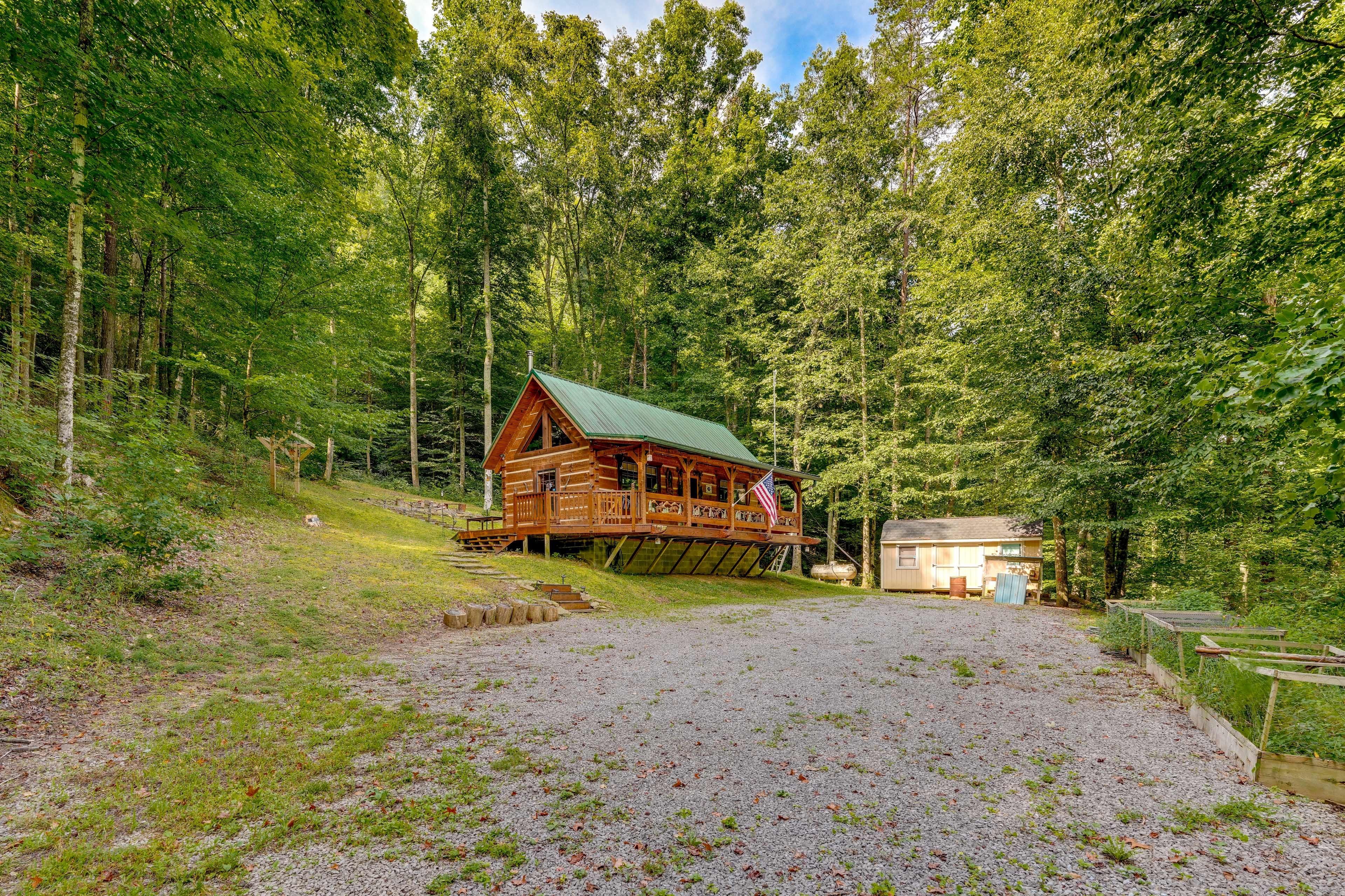 Driveway | Parking for 3 Vehicles | RV/Trailer Parking On-Site