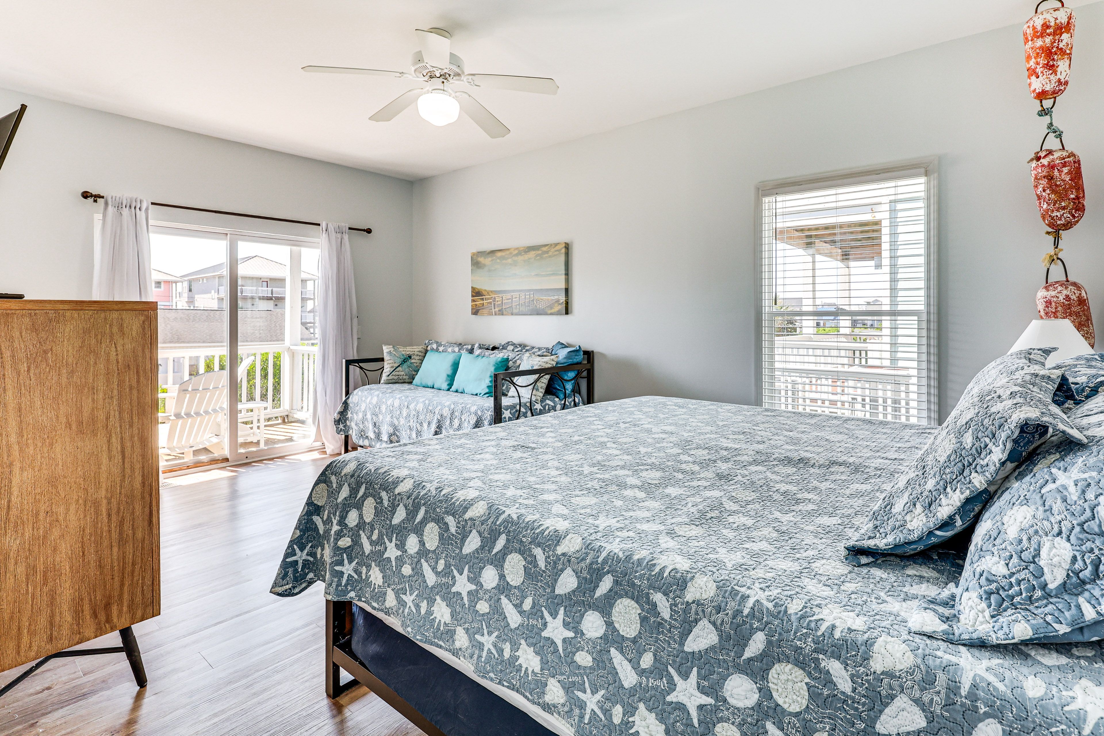 Bedroom 1 | King Bed | Twin Daybed w/ Twin Trundle | Linens Provided