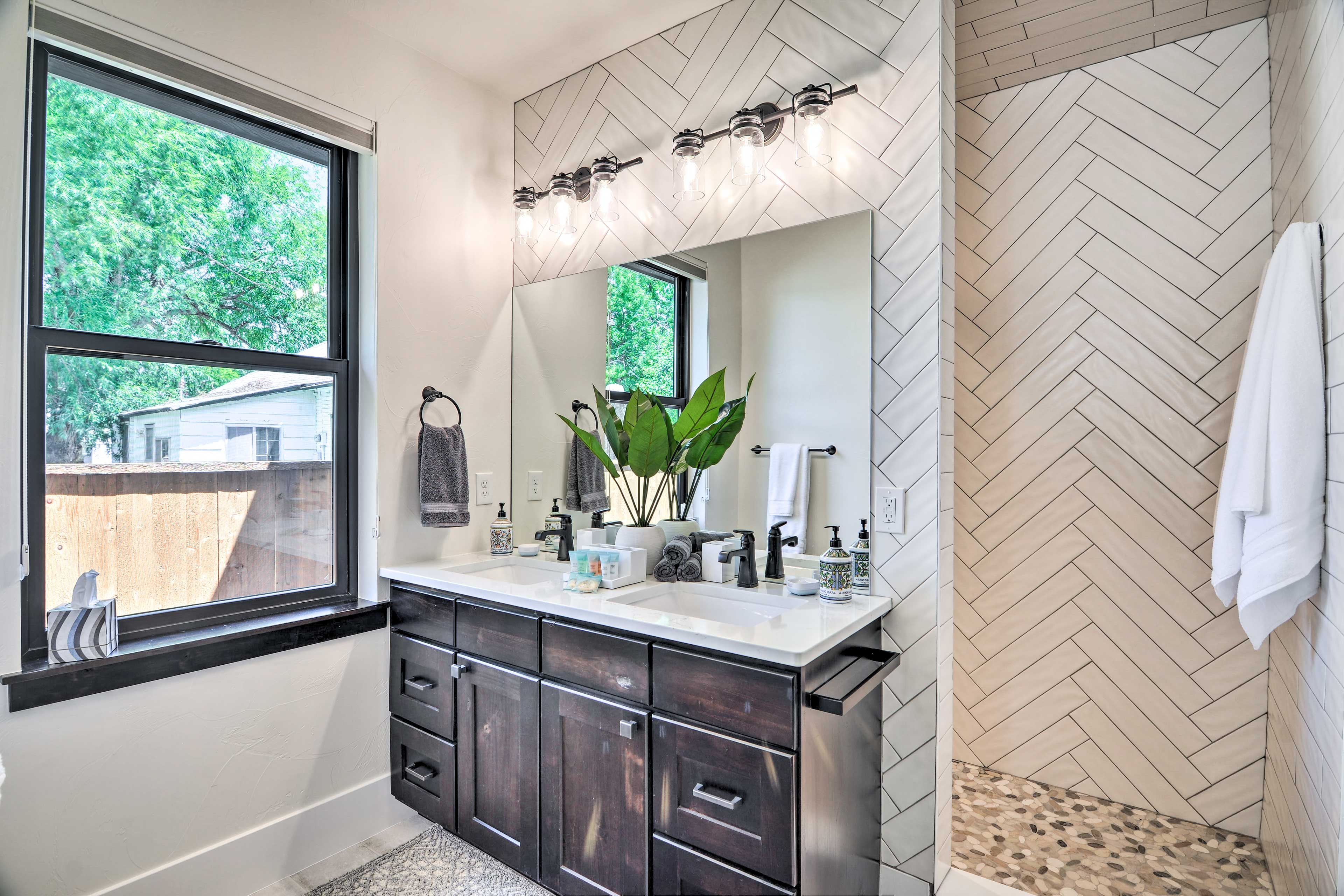En-Suite Bathroom