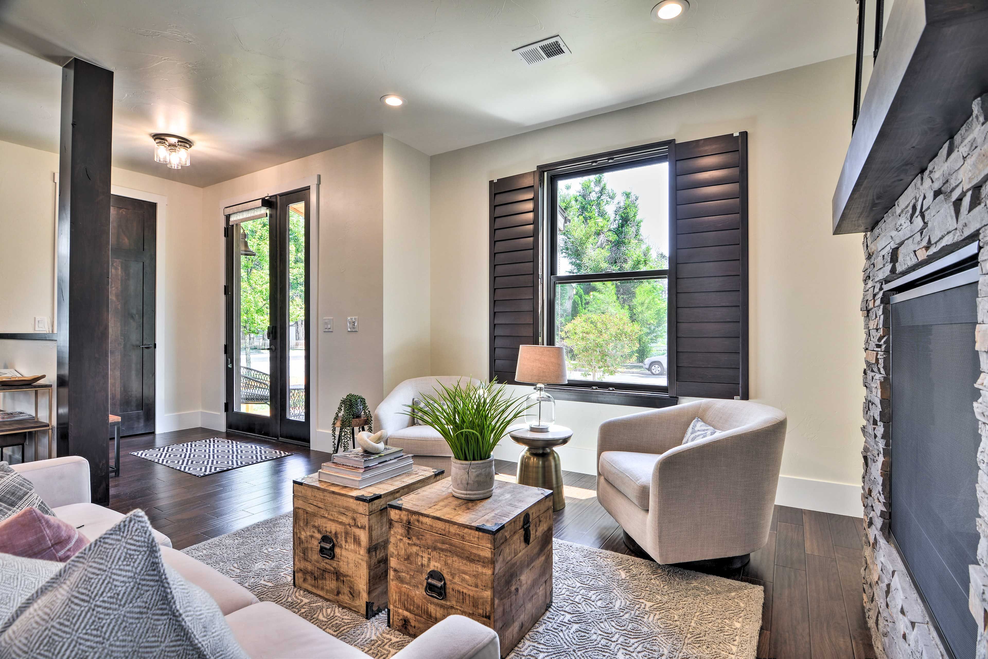 Main Living Area | 1st Floor