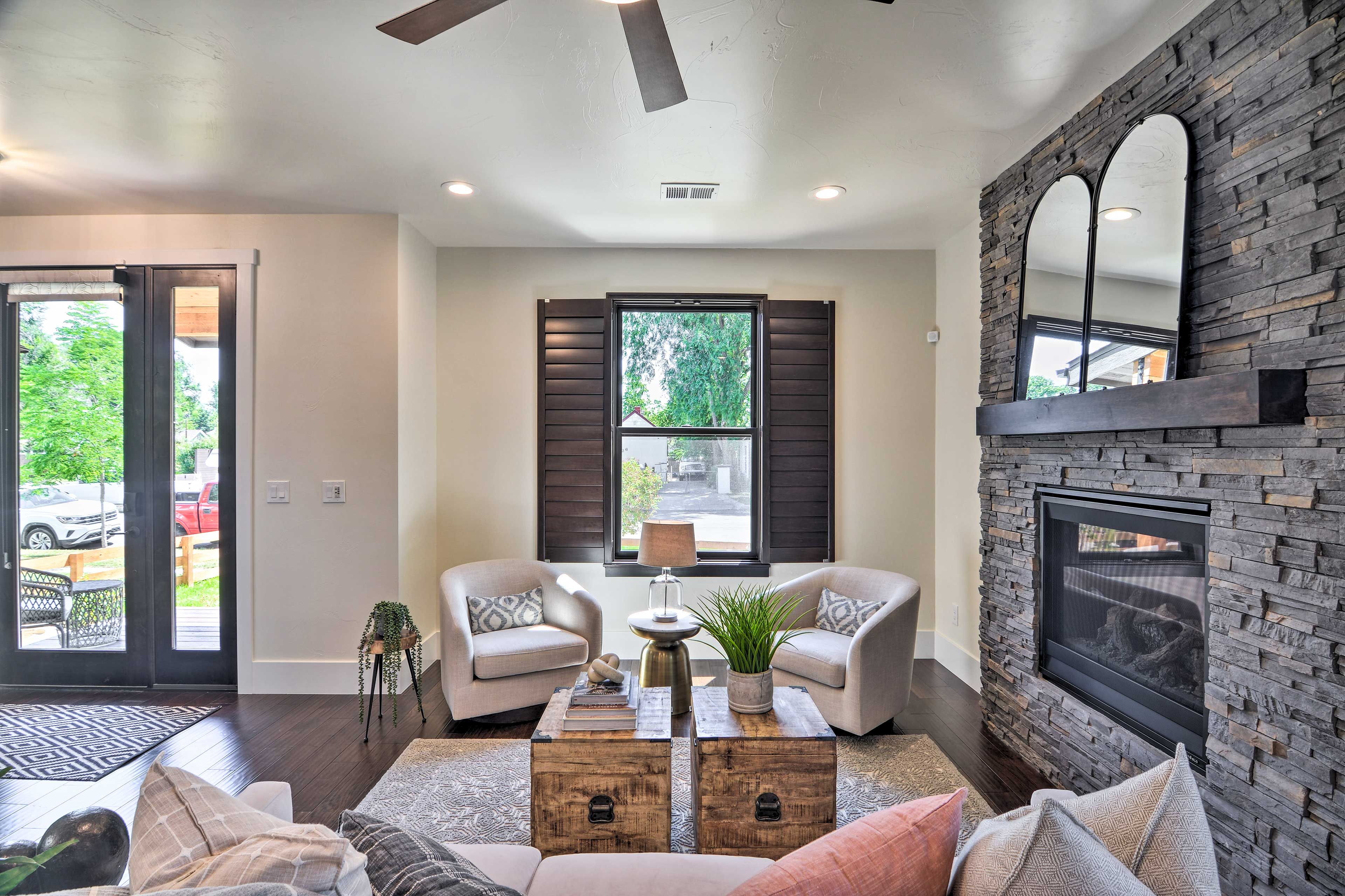 Main Living Area | Central Heating & Air Conditioning