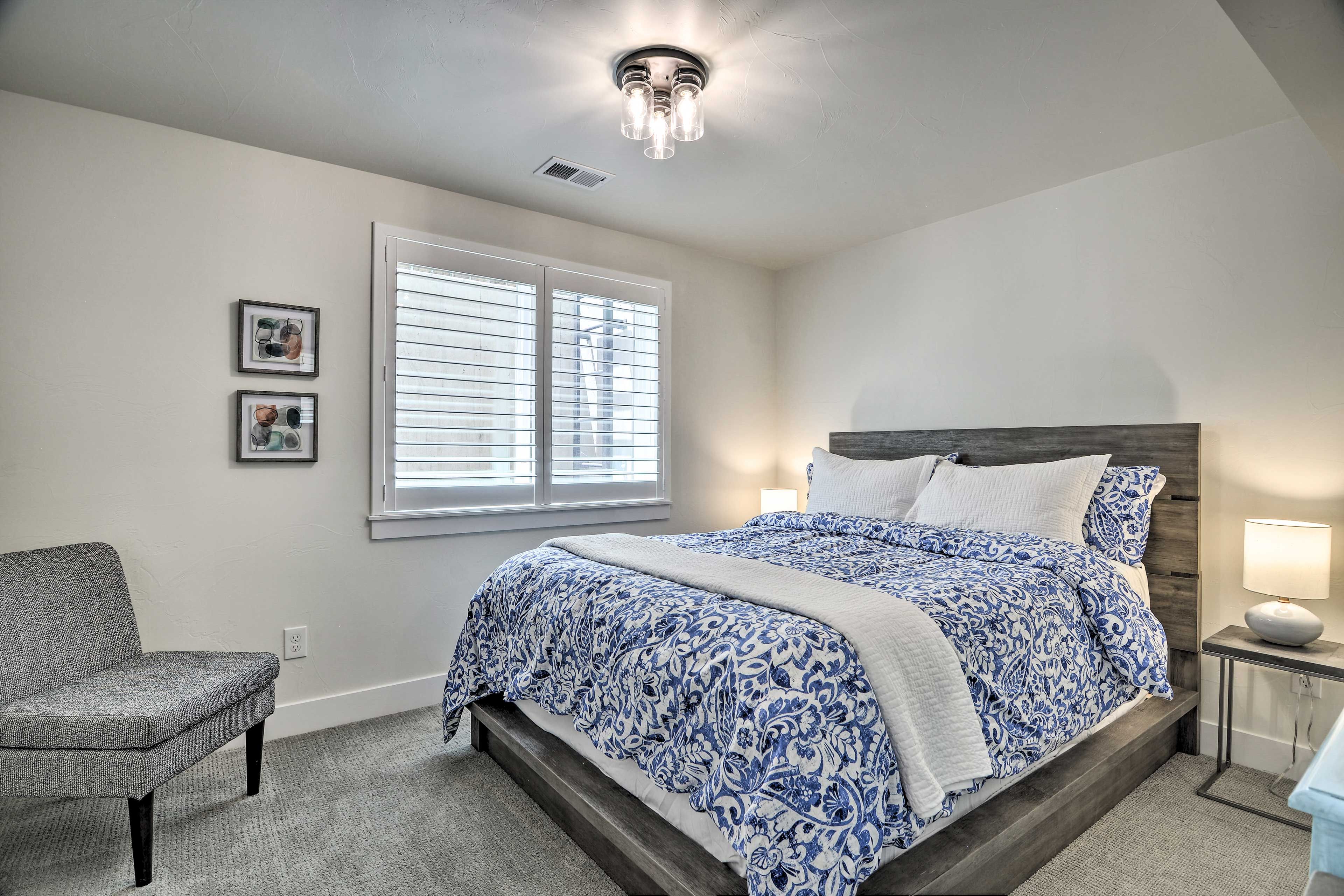 Bedroom 3 | Queen Bed | Basement