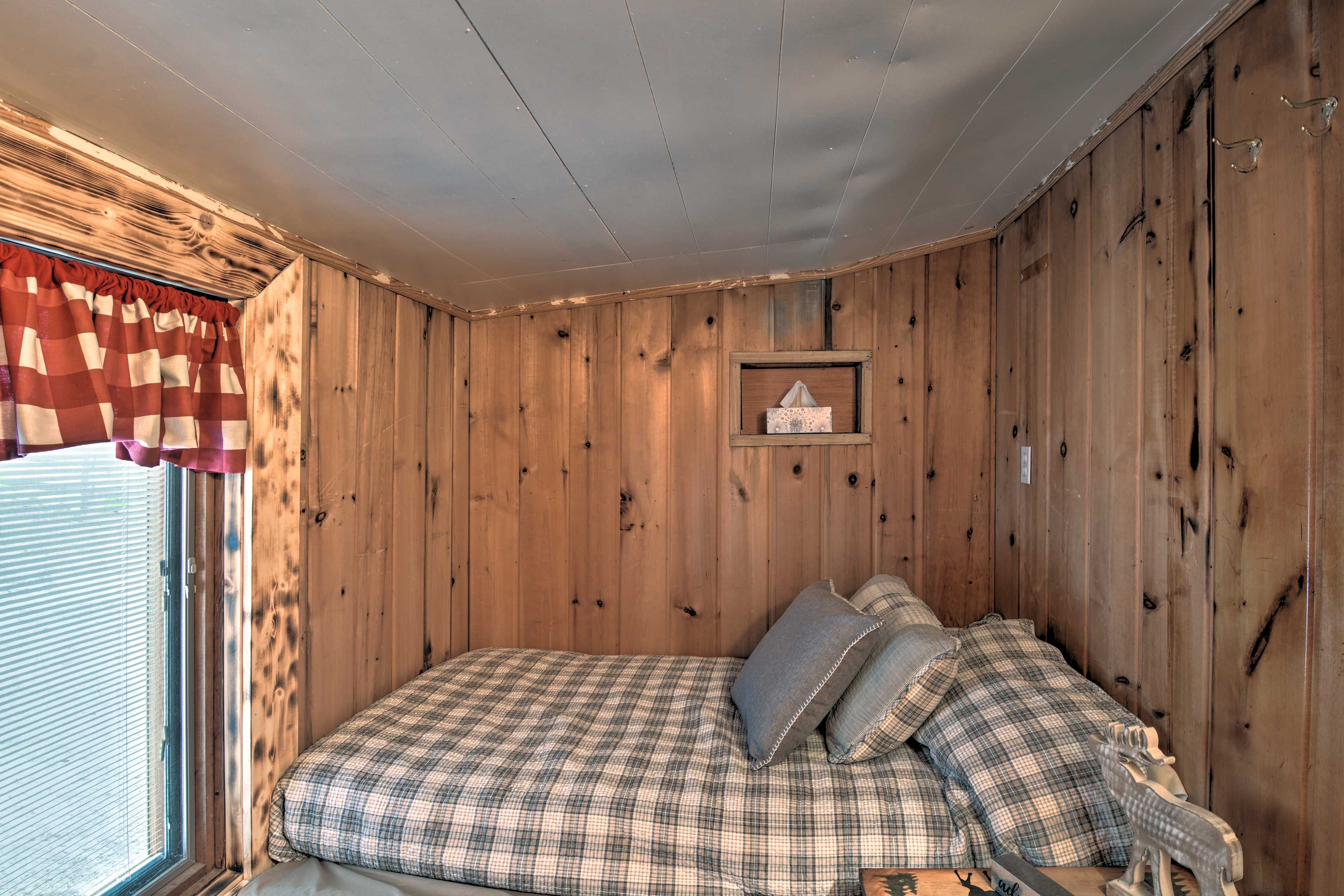 Bedroom 2 | Twin Bed