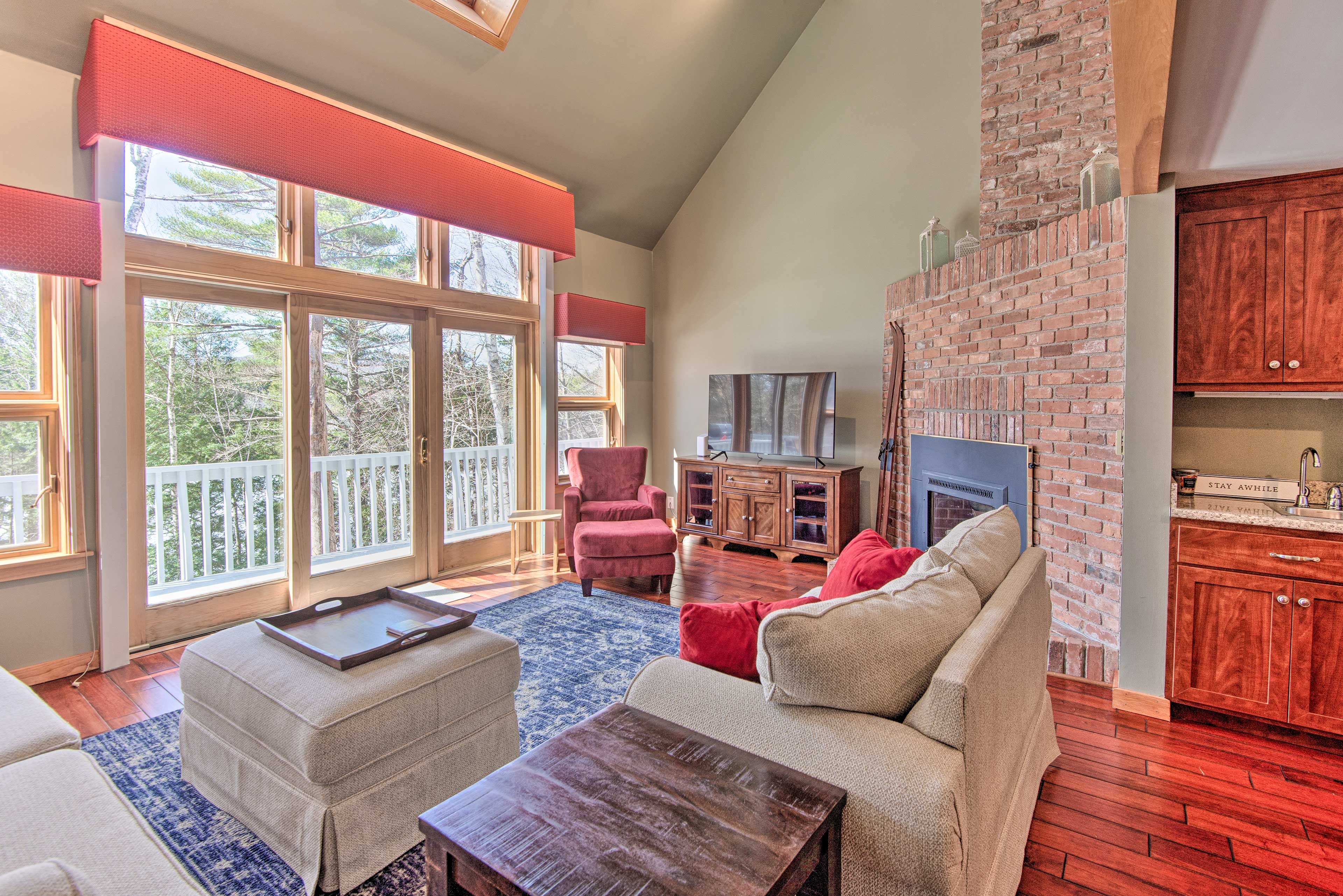 Main Living Room | Fireplace