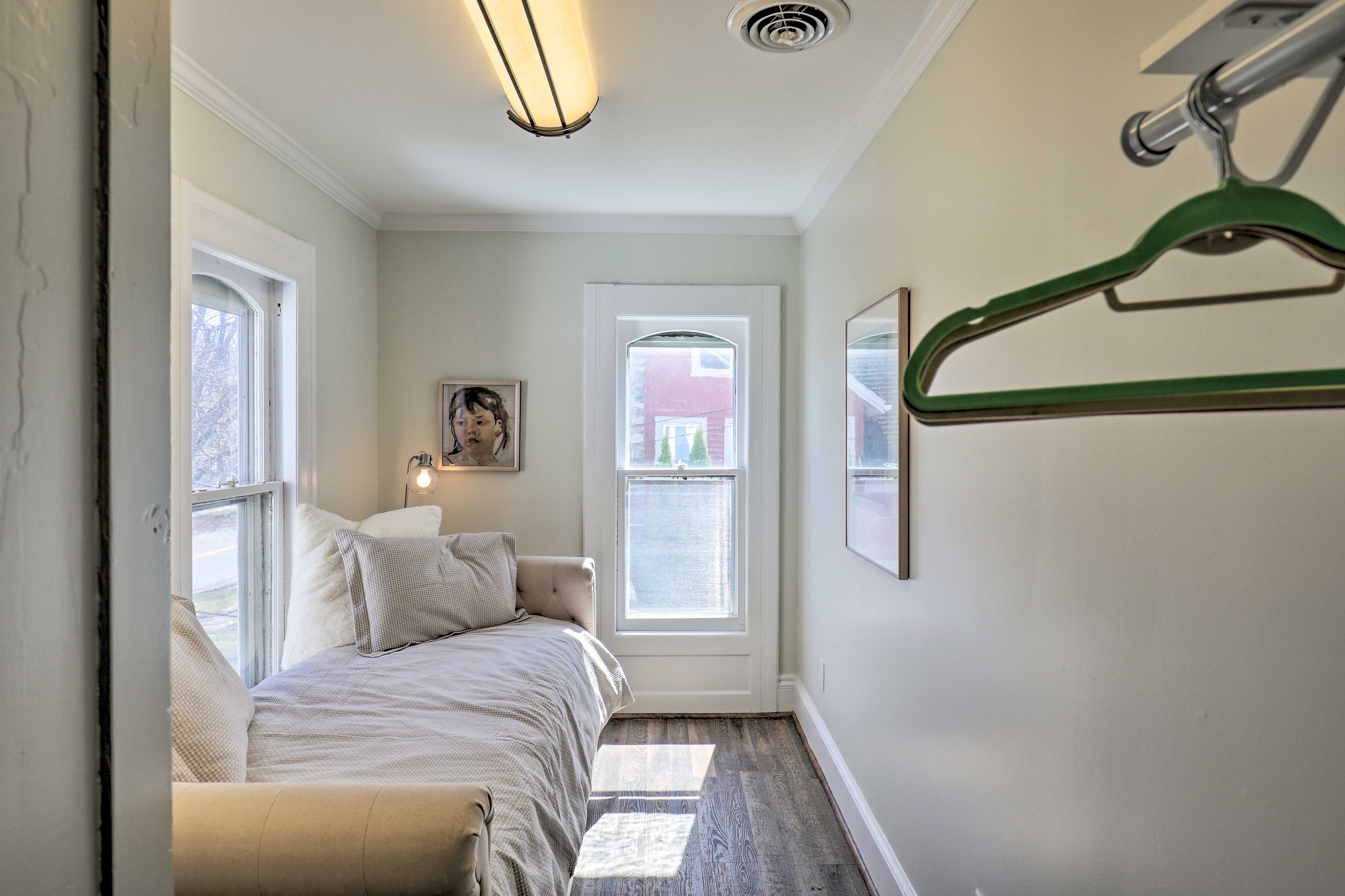 Bedroom 3 | Twin Bed w/ Twin Trundle