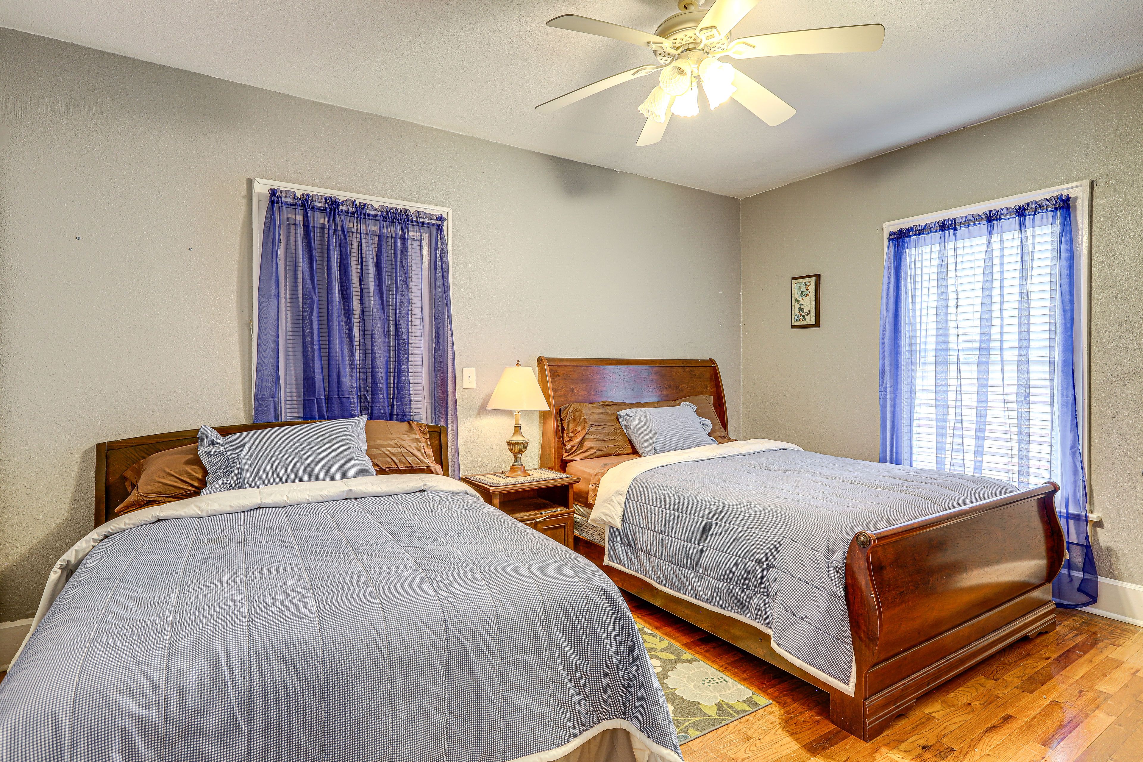 Bedroom 2 | 2 Full Beds