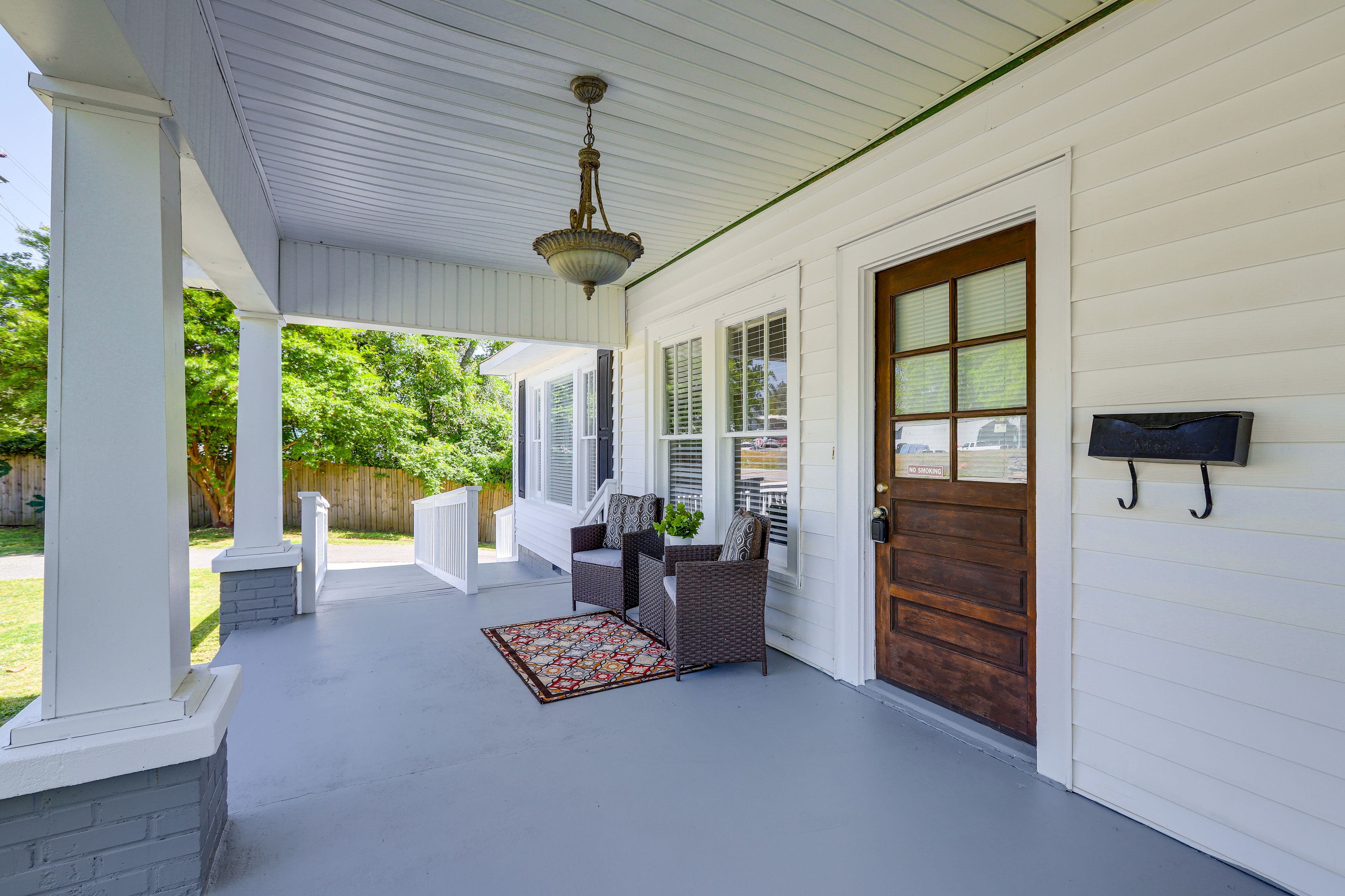 Front Porch | Step-Free Access | Wheelchair Ramp Access