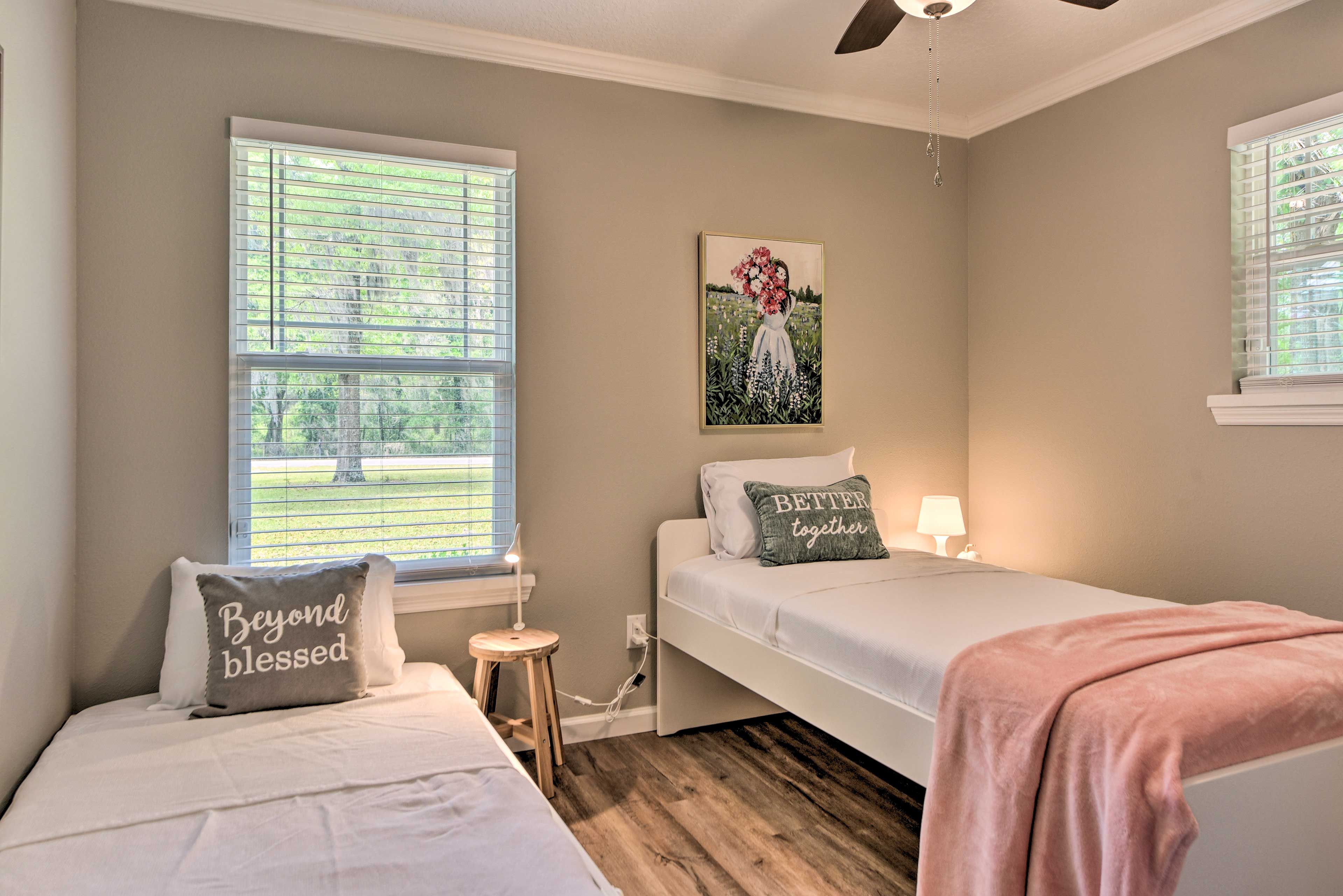 Bedroom 2 | 2 Twin Beds