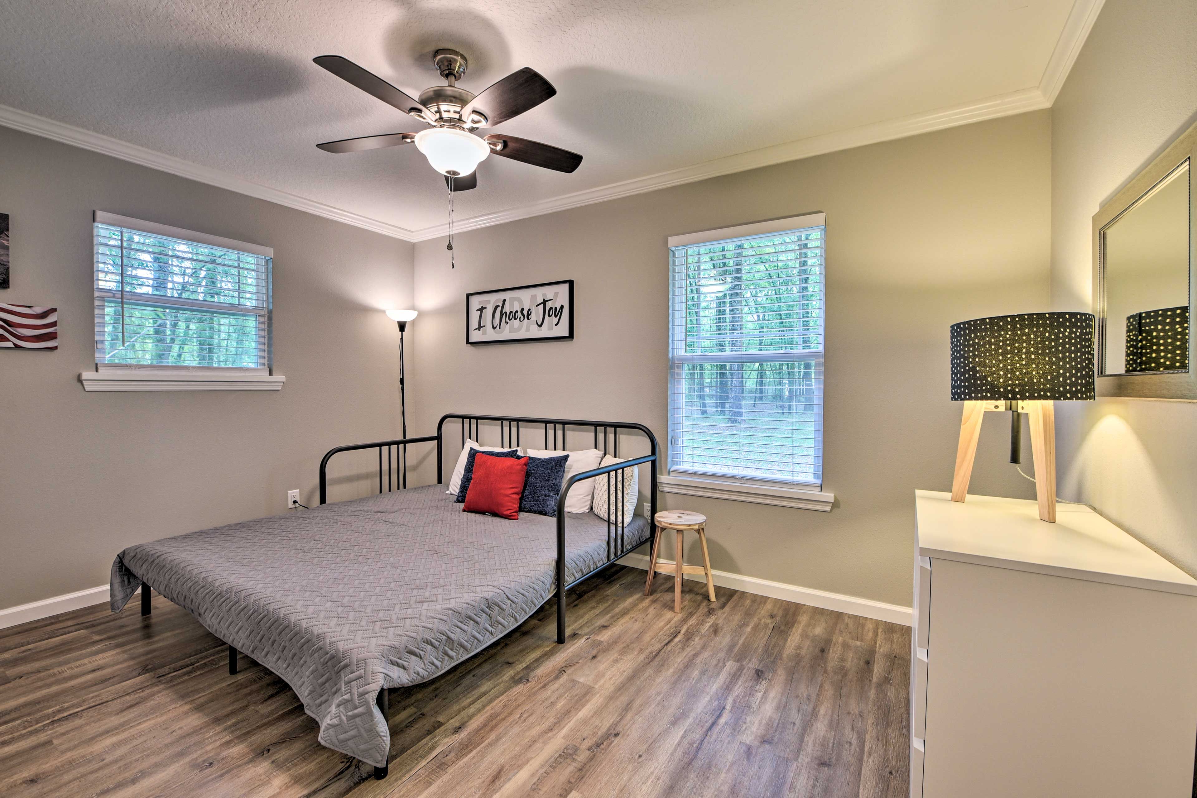 Bedroom 3 | King Bed