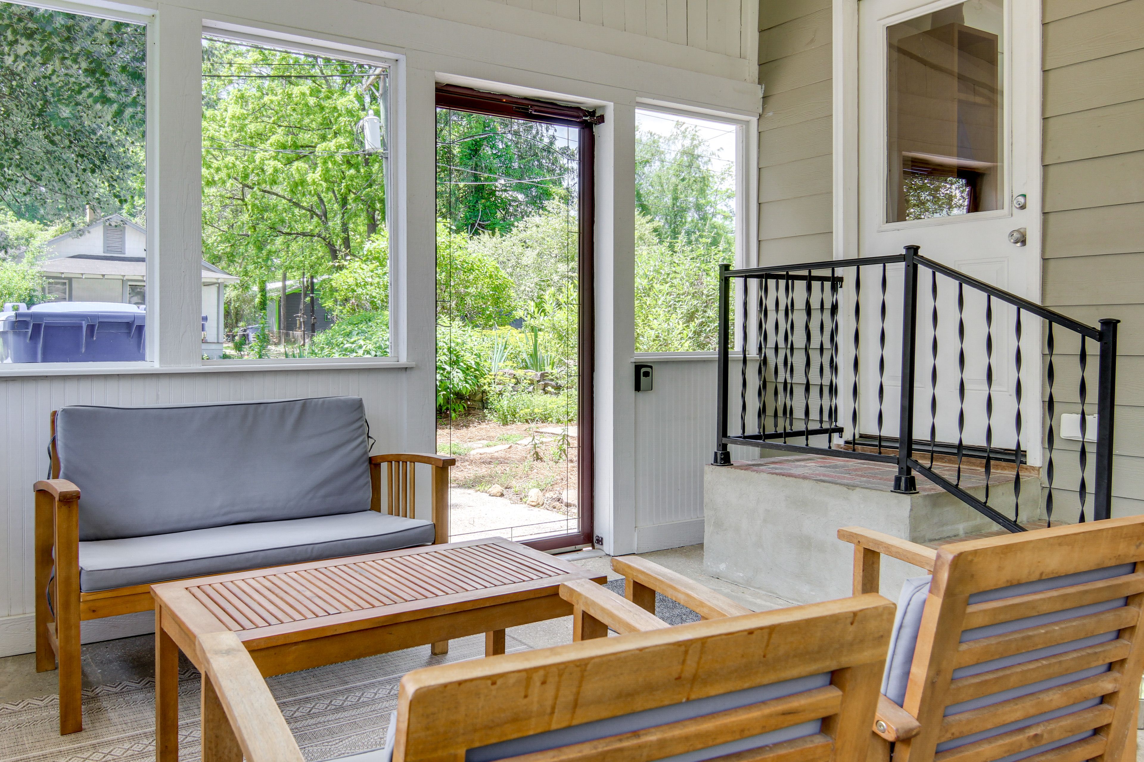 Screened-In Porch | Charcoal Grill