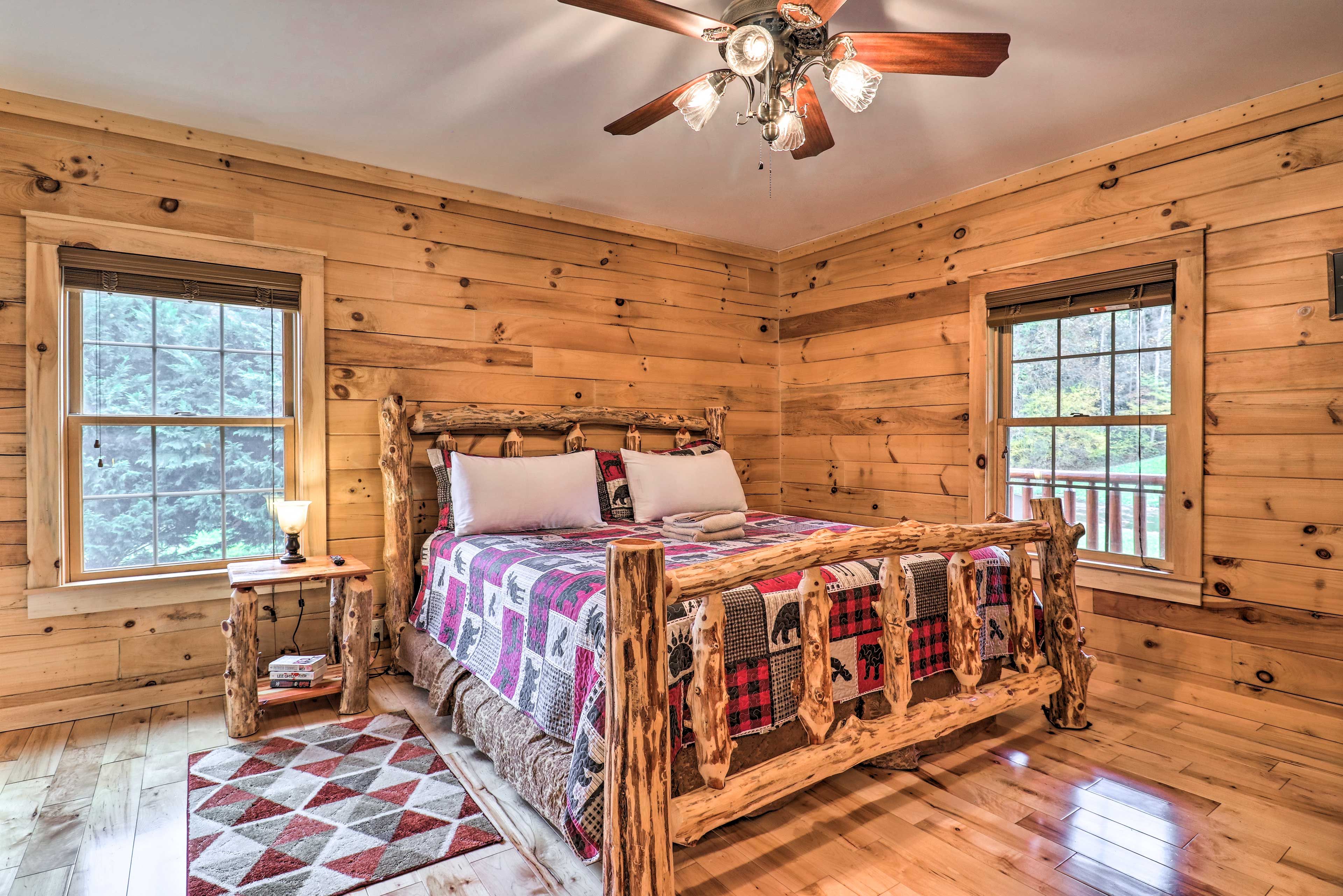 Bedroom 2 | King Bed