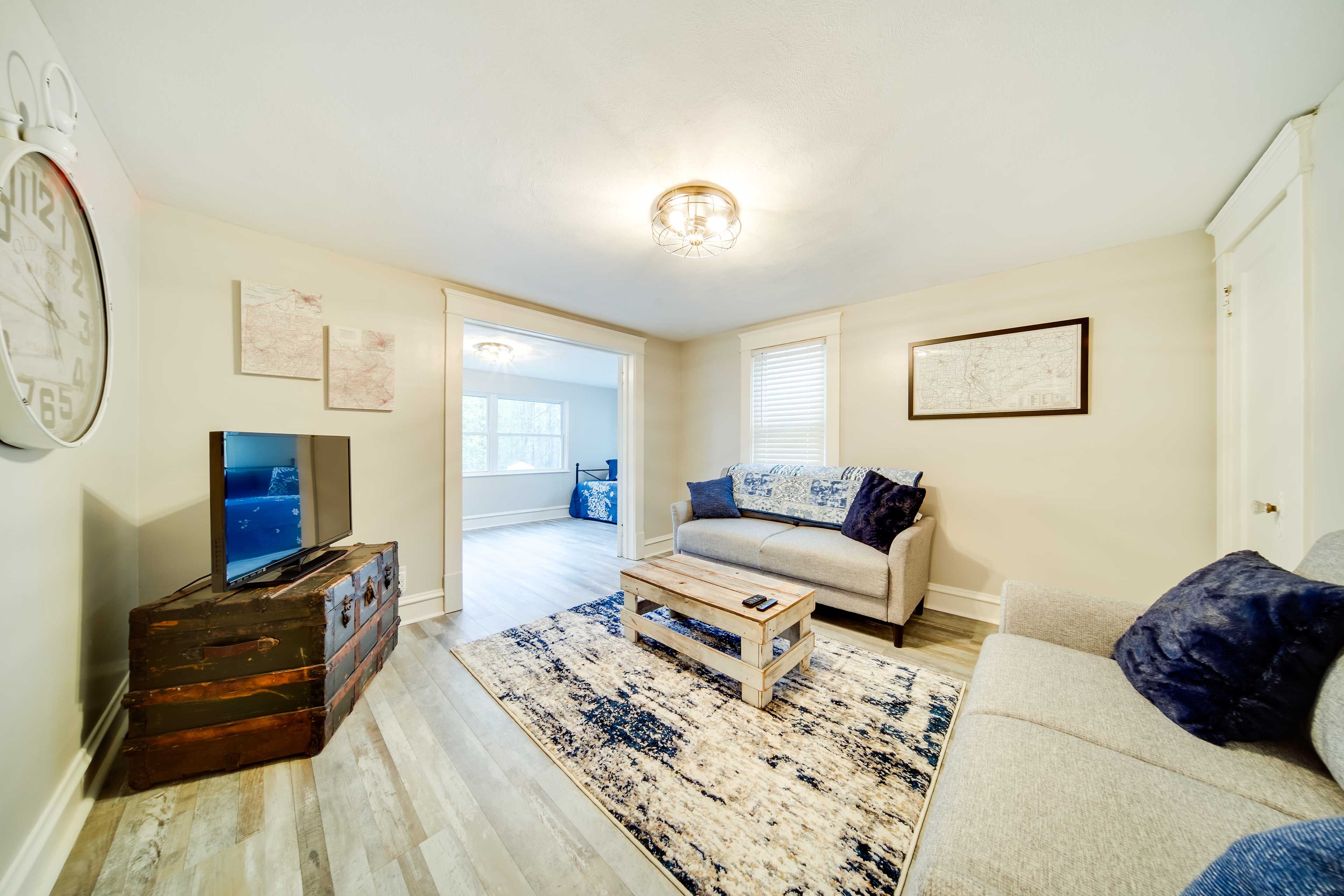 Meadville Vacation Rental | 2BR | 1BA | 2nd-Floor Apartment | Stairs Required