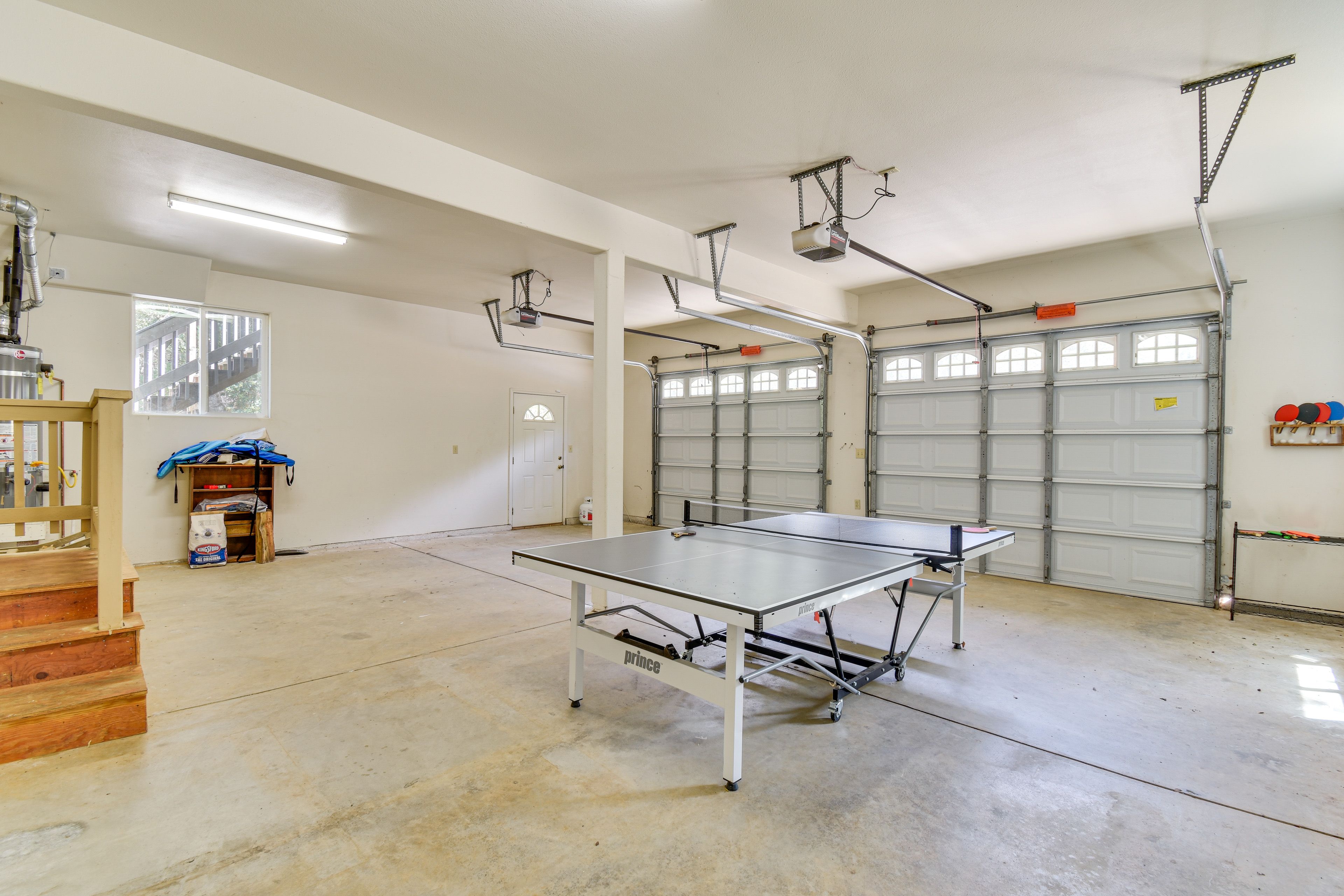 Garage Rec Area