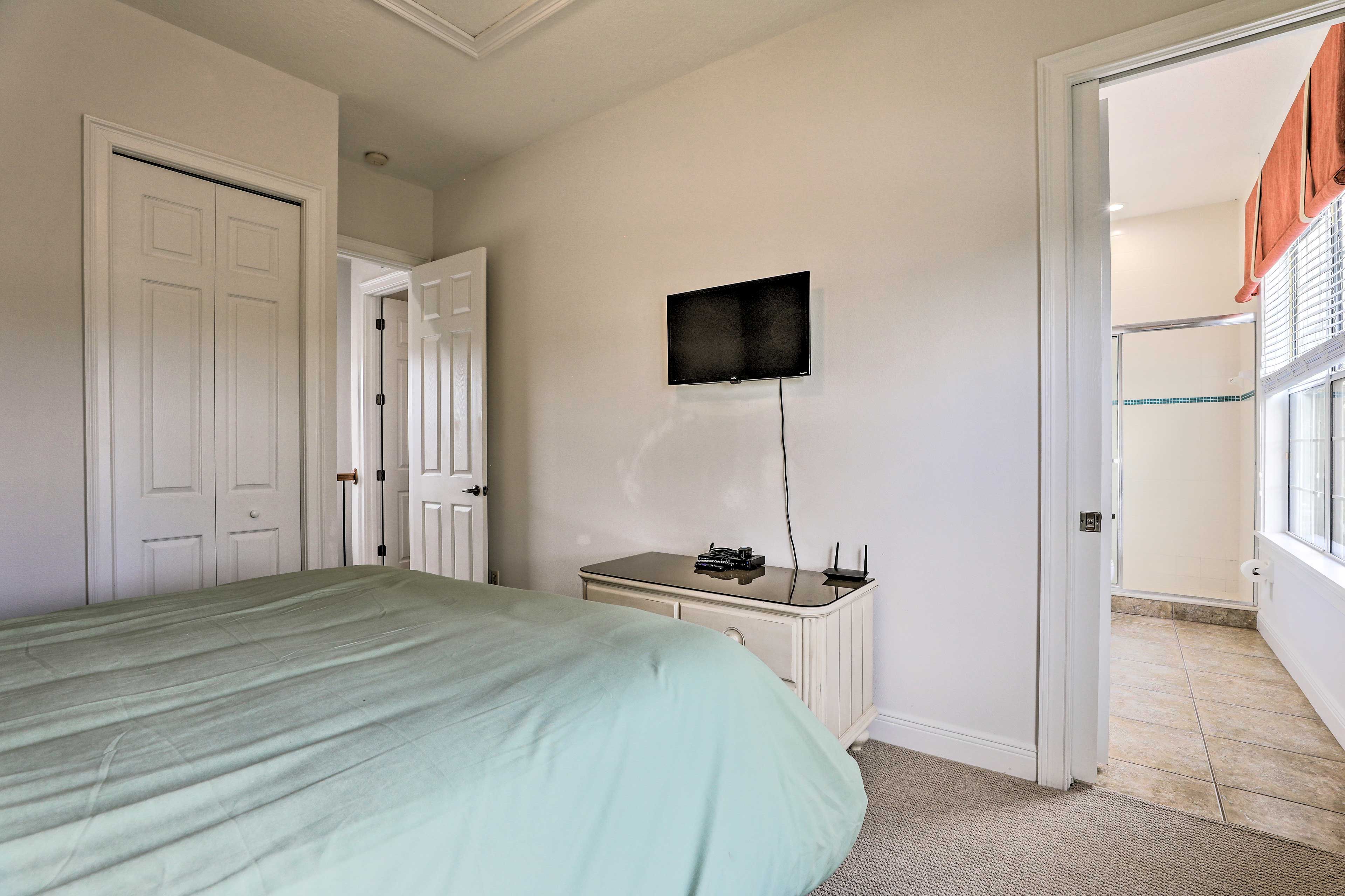 Bedroom 6 | En-Suite Bathroom | Smart TV