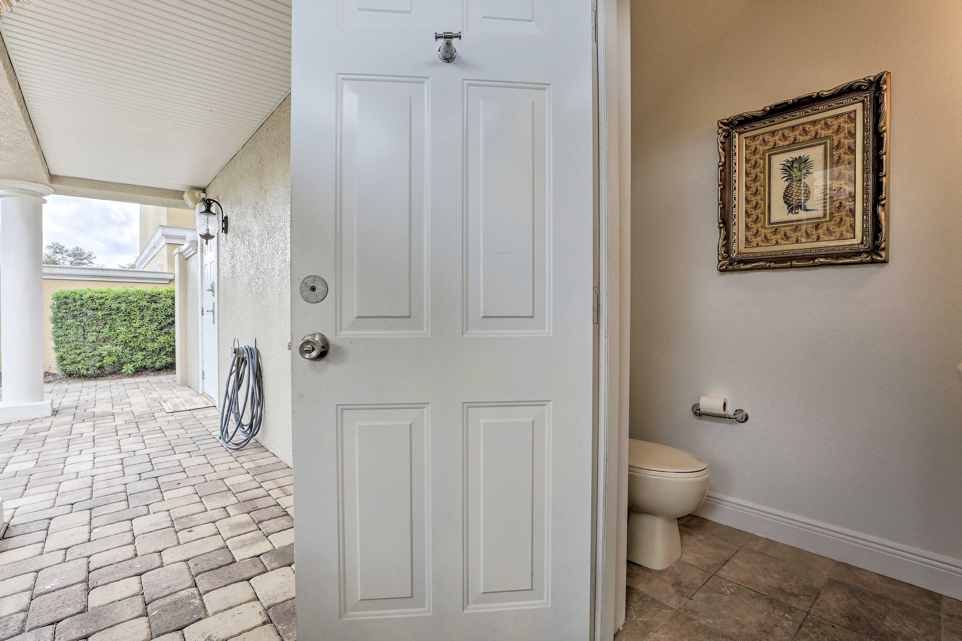 Outdoor Half Bathroom