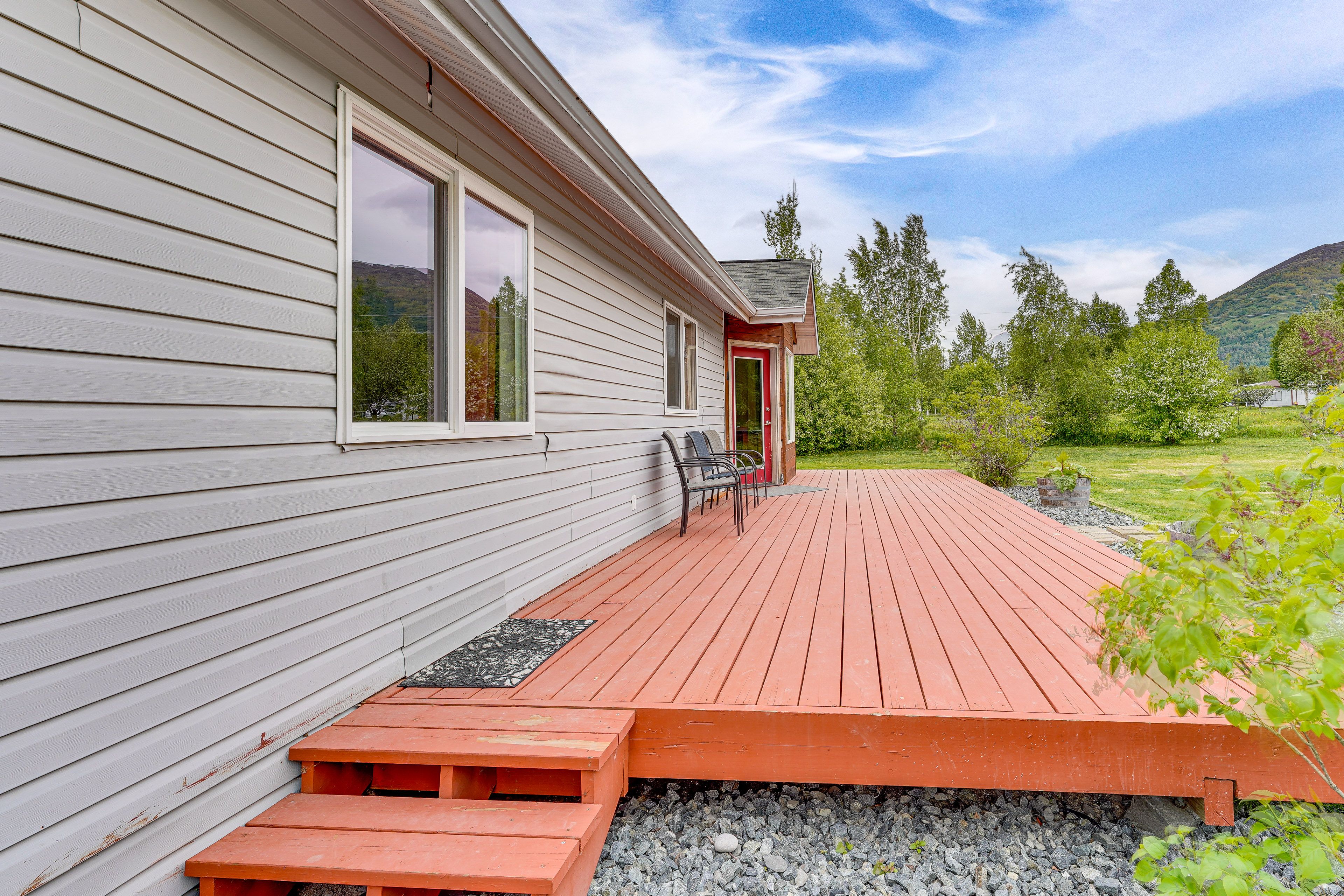 Deck | Mountain Views